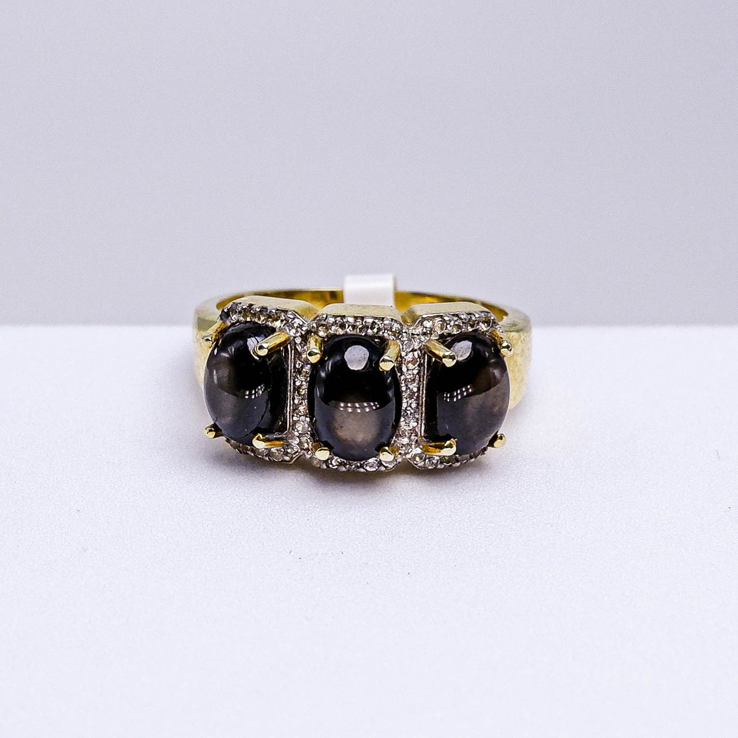 แหวนเงินแท้ 925 ฝังพลอย สตาร์บางกะจะ (Black Star Sapphire) + เซอร์คอน (Zircon)