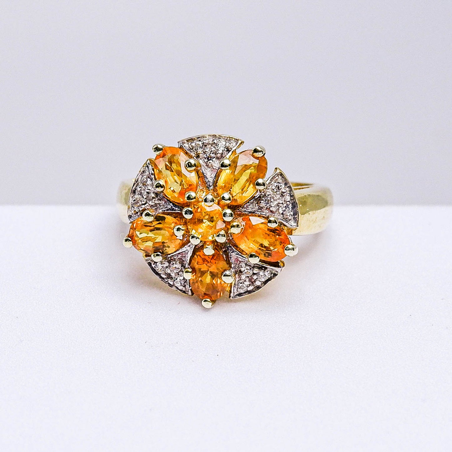 แหวนเงินแท้ 925 ฝังพลอย บุษราคัมบางกะจะ (Yellow Sapphire) + เซอร์คอน (Zircon)
