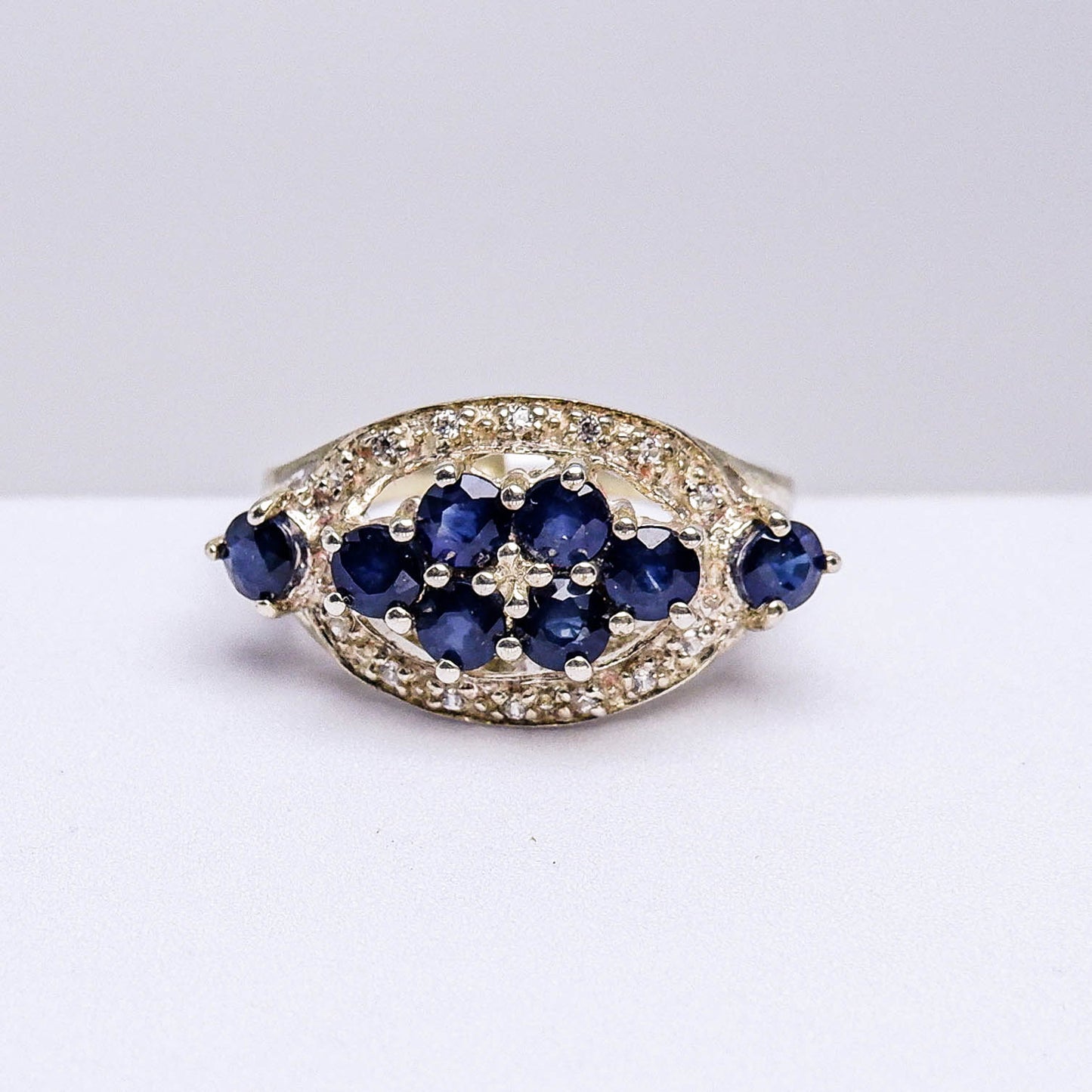 แหวนเงินแท้ 925 ฝังพลอย ไพลิน (Blue Sapphire) + เซอร์คอน (Zircon)