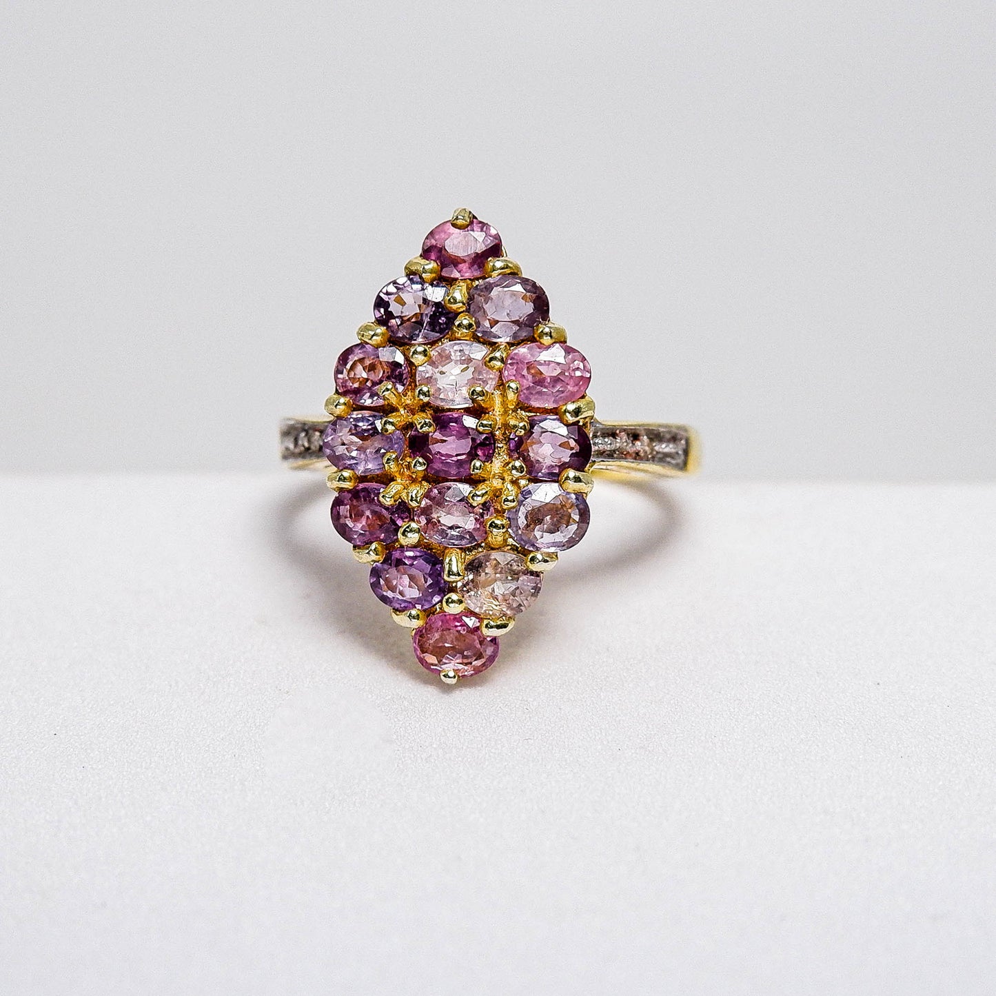 แหวนเงินแท้ 925 ฝังพลอย แฟนซีพลอยไทย (Sapphire Thai) + ไวท์โทพาส (whitetopaz) - Thaigems
