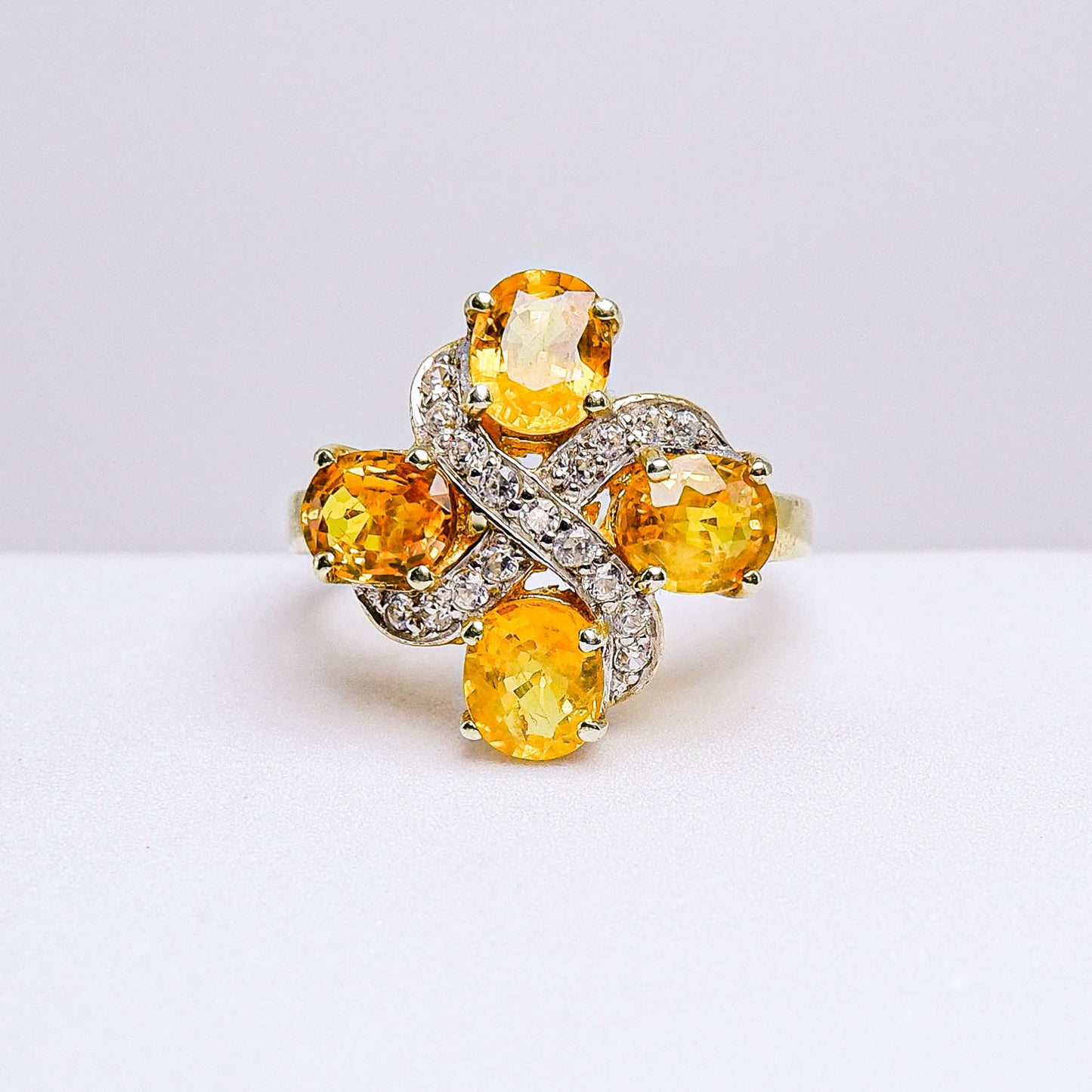 แหวนเงินแท้ 925 ฝังพลอย บุษราคัมบางกะจะ (Yellow Sapphire) + เซอร์คอน (Zircon)