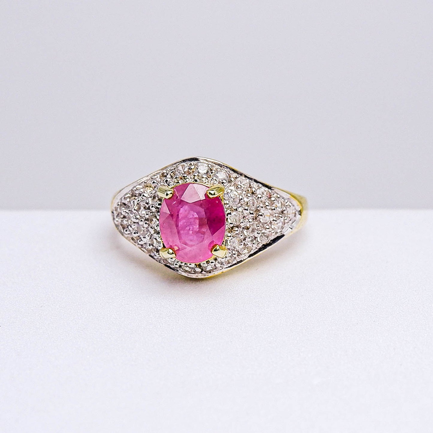 แหวนเงินแท้ 925 ฝังพลอย ทับทิมแทนซาเนีย (Tanzania Ruby) + เซอร์คอน (Zircon)