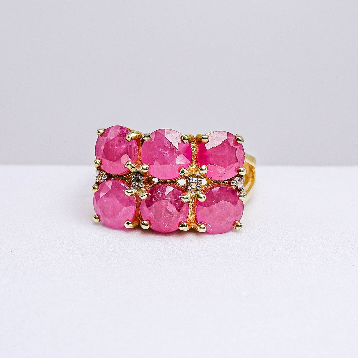 แหวนเงินแท้ 925 ฝังพลอย ทับทิมมาดา (Madagascar Ruby) + ไวท์โทพาส (whitetopaz)