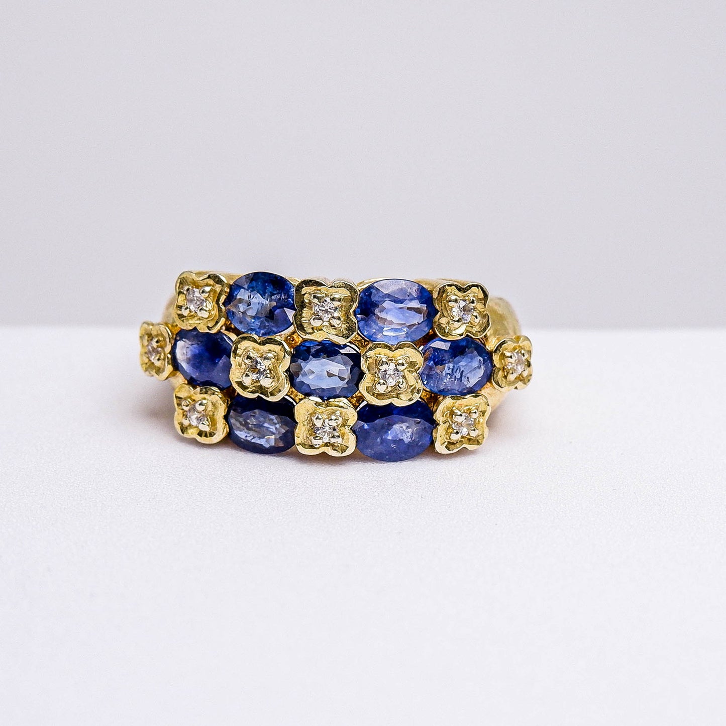 แหวนเงินแท้ 925 ฝังพลอย ไพลินซีลอน (Ceylon Sapphire) + เซอร์คอน (Zircon)