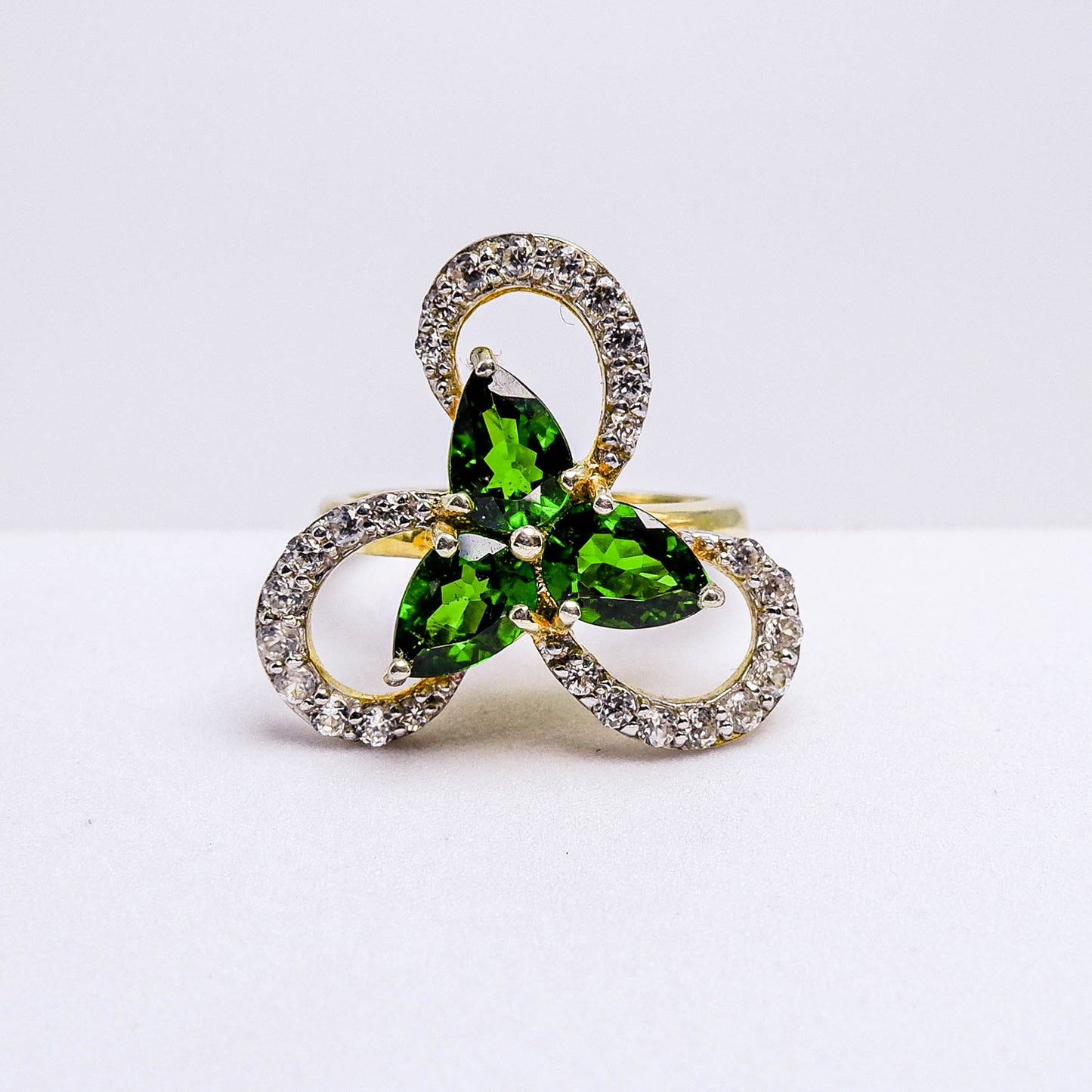 แหวนเงินแท้ 925 ฝังพลอย กรีนโครมดิออฟไซต์ (Green Chrome Diopside) + เซอร์คอน (Zircon)