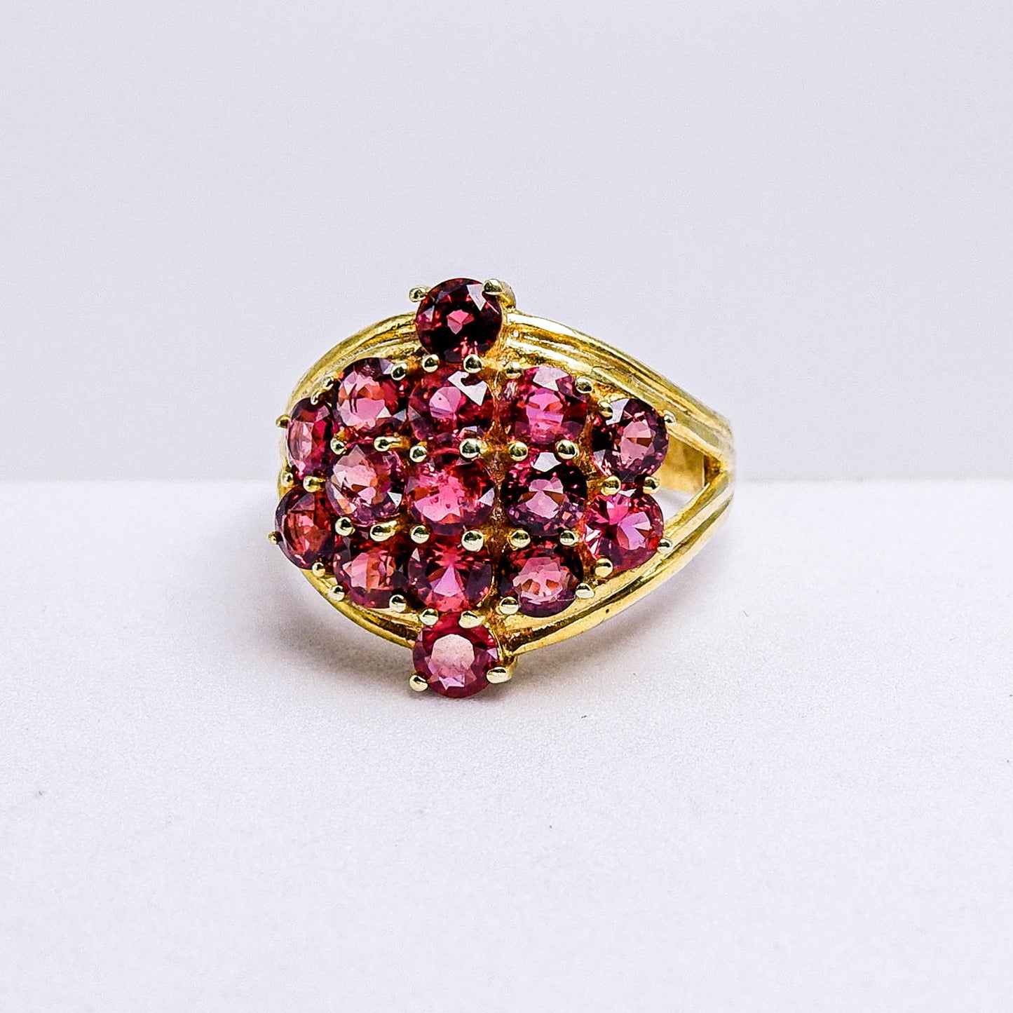แหวนเงินแท้ 925 ฝังพลอย สปิเนล (Spinel)