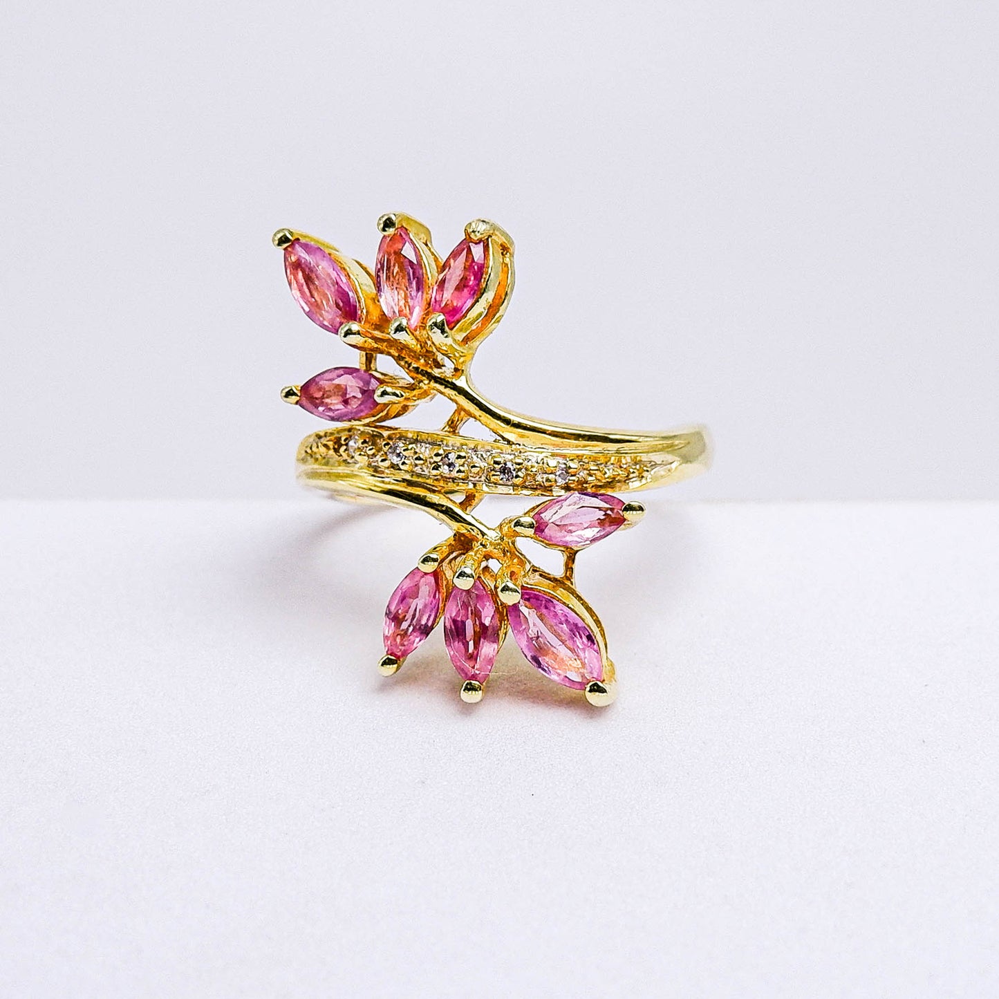 แหวนเงินแท้ 925 ฝังพลอย ทับทิมไทย (Siam Ruby) + เซอร์คอน (Zircon)