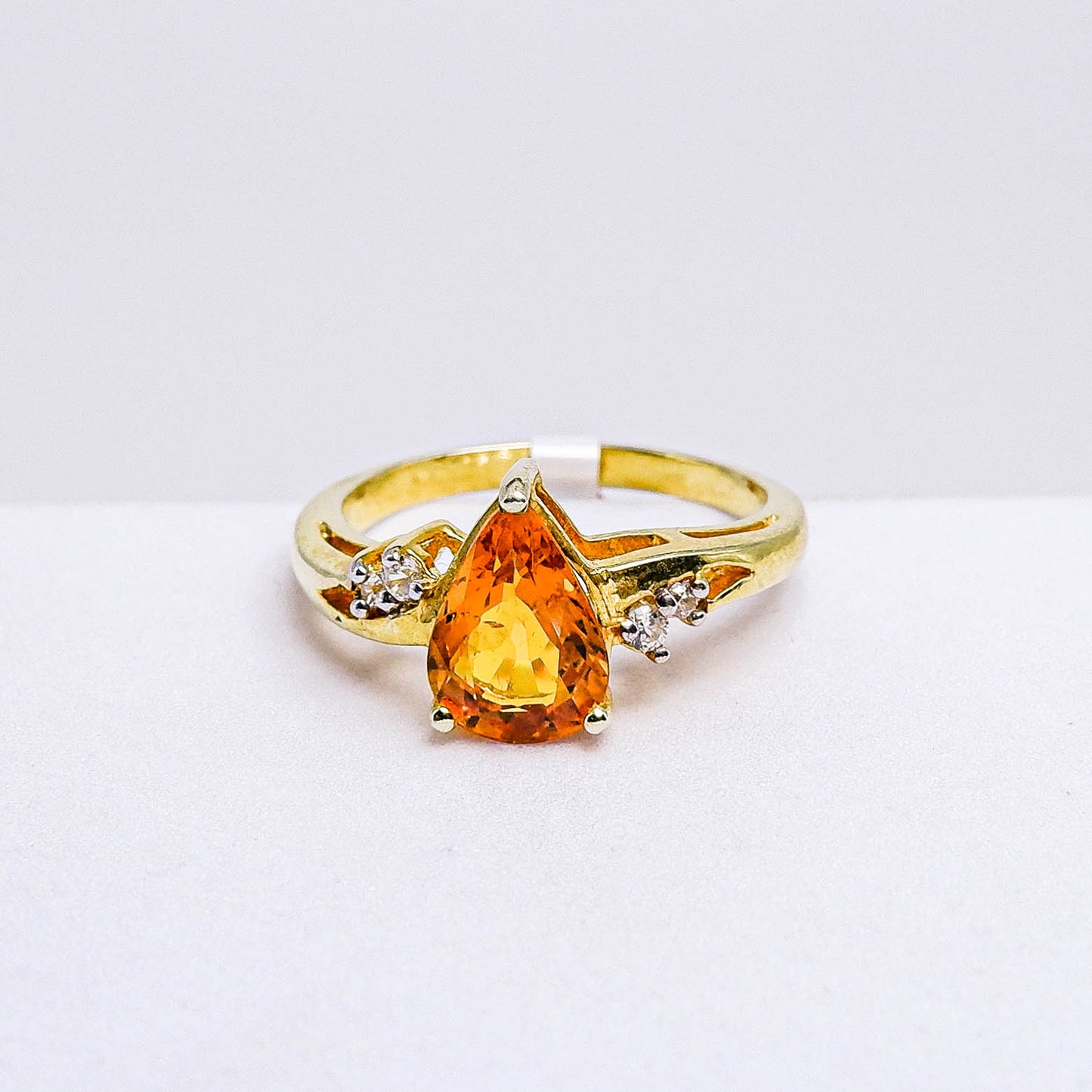 แหวนเงินแท้ 925 ฝังพลอย บุษราคัมบางกะจะ (Yellow Sapphire) + เซอร์คอน (Zircon)