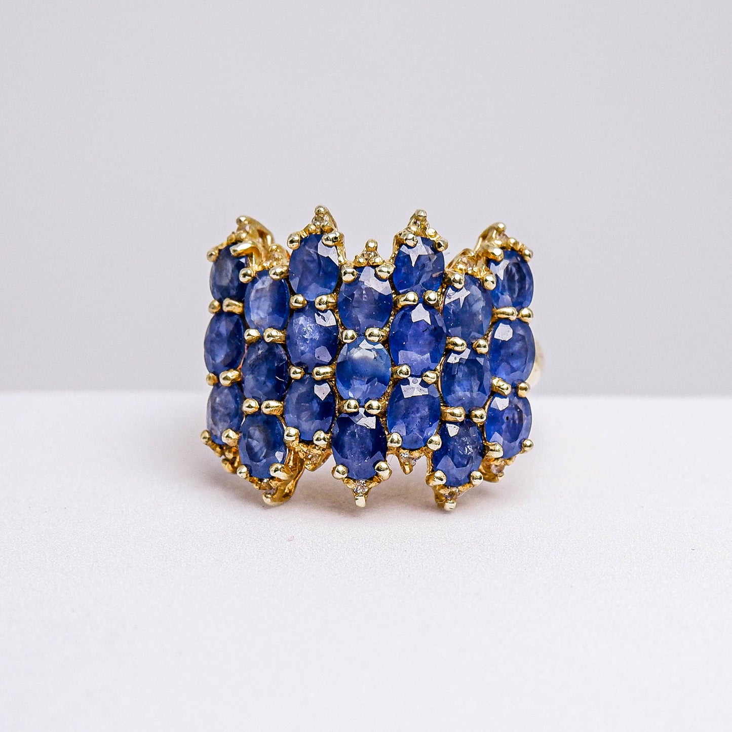แหวนเงินแท้ 925 ฝังพลอย ไพลิน (Blue Sapphire) + ไวท์โทพาส (whitetopaz)