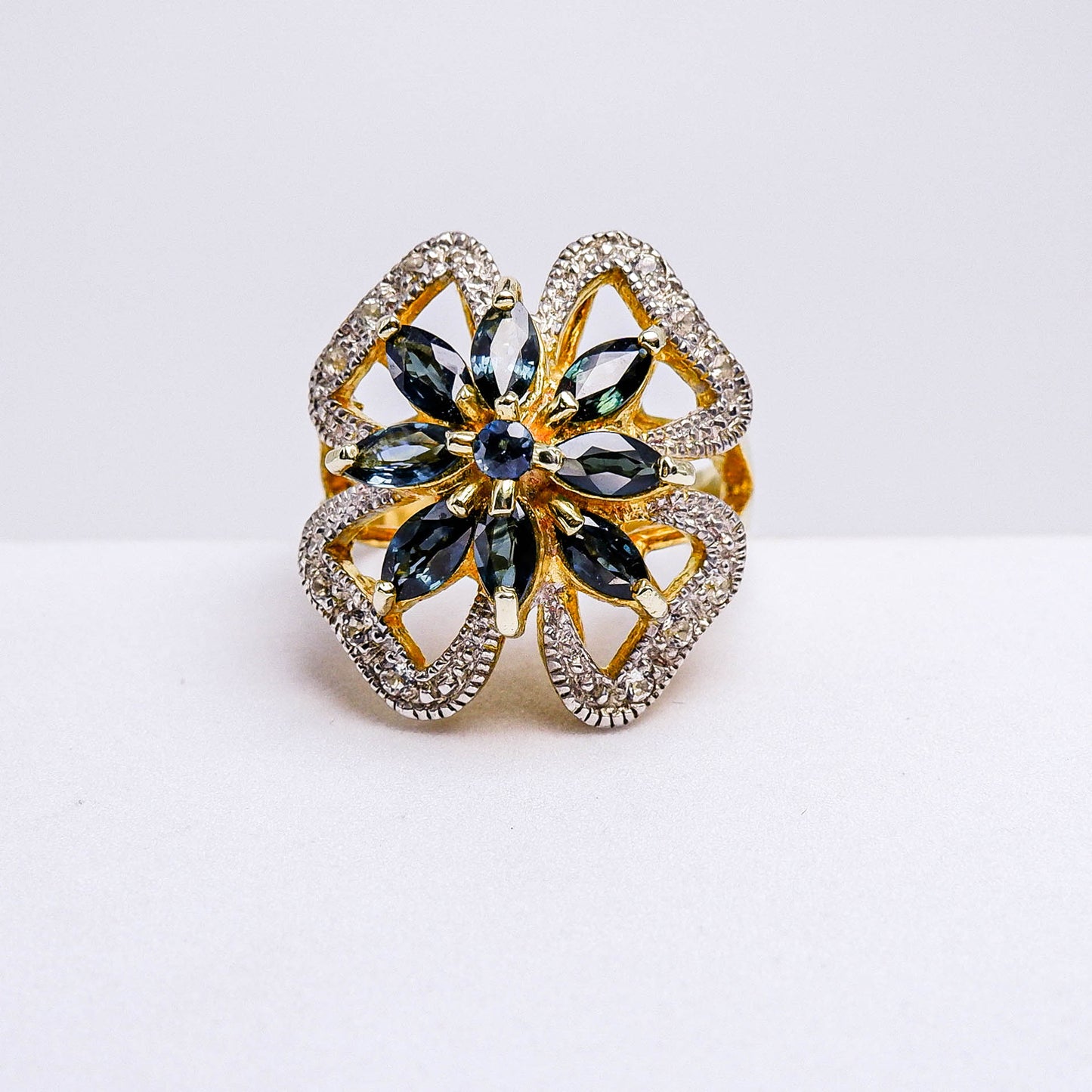 แหวนเงินแท้ 925 ฝังพลอย ไพลิน (Blue Sapphire) + ไวท์โทพาส (whitetopaz)