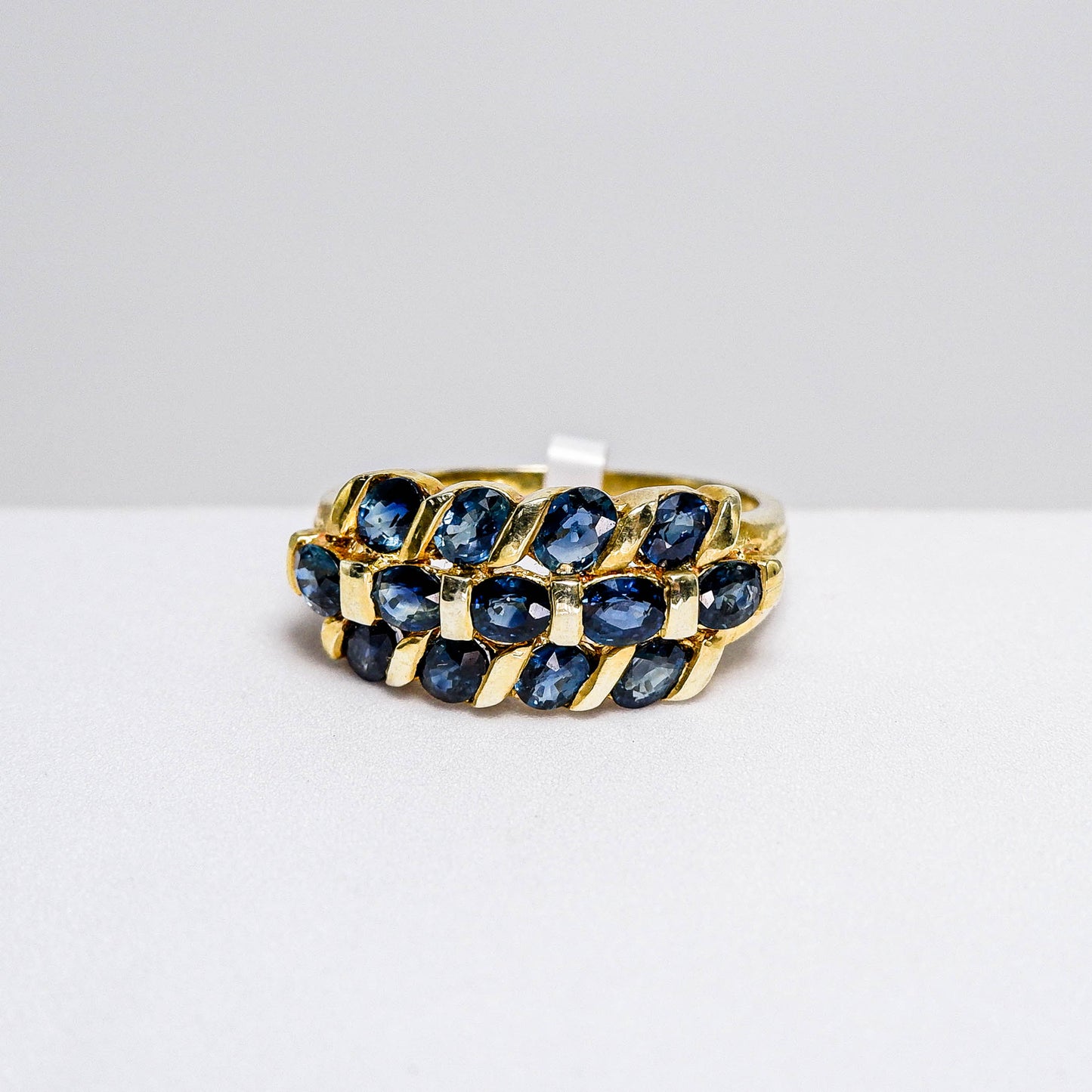 แหวนเงินแท้ 925 ฝังพลอย ไพลิน (Blue Sapphire)