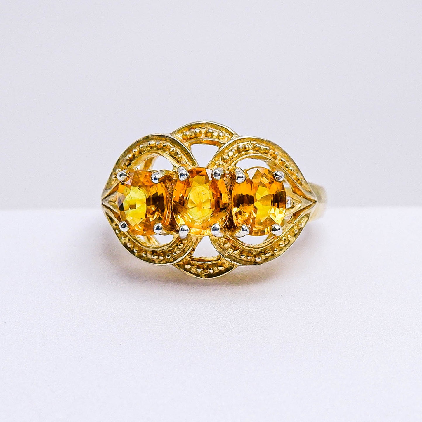 แหวนเงินแท้ 925 ฝังพลอย บุษราคัม (Yellow Sapphire) + เซอร์คอน (Zircon)