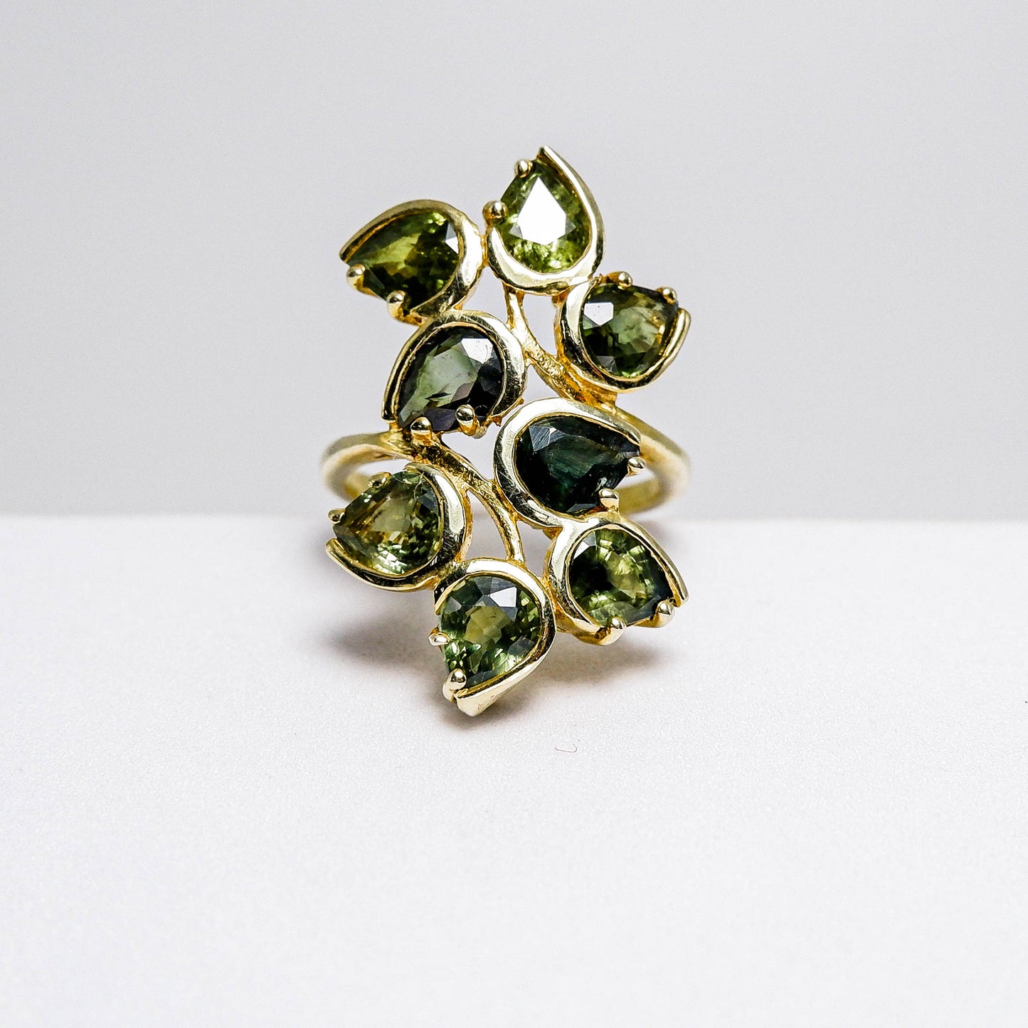 แหวนเงินแท้ 925 ฝังพลอย เขียวส่องบางกะจะ (greensapphire)