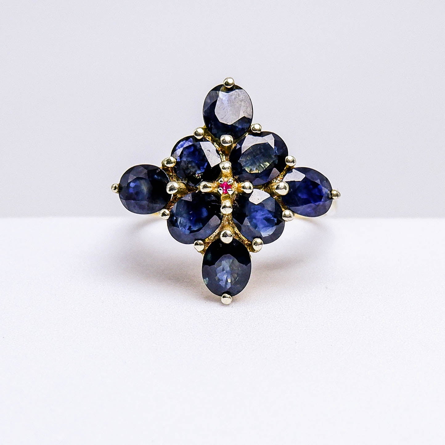 แหวนเงินแท้ 925 ฝังพลอย ไพลิน (Blue Sapphire) + แซฟไฟร์ (Sapphire)