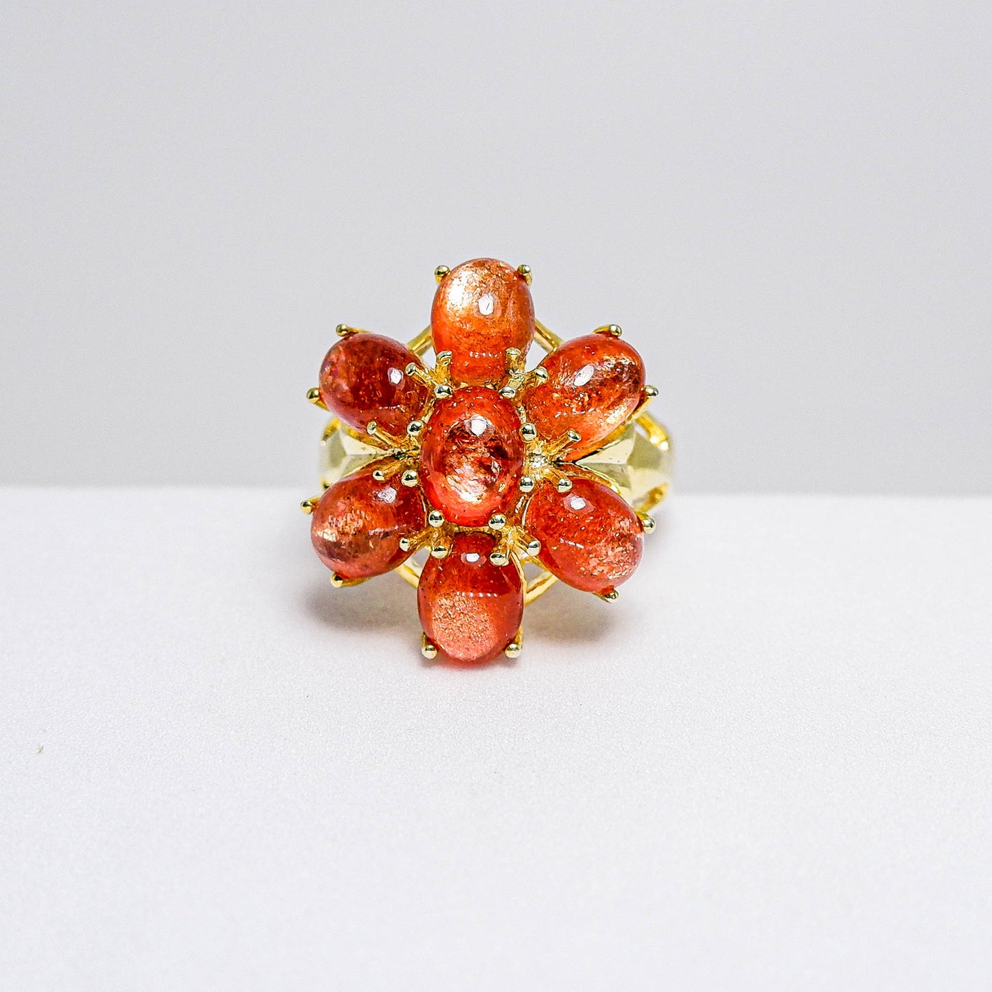 แหวนเงินแท้ 925 ฝังพลอย ซันสโตน (Sunstone)