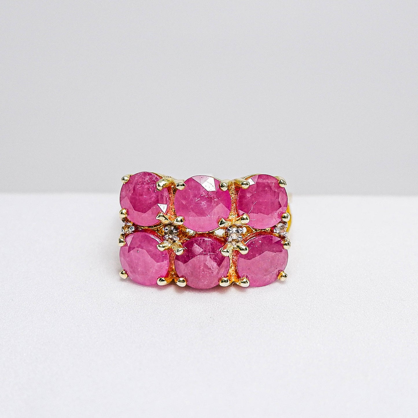 แหวนเงินแท้ 925 ฝังพลอย ทับทิมมาดา (Madagascar Ruby) + ไวท์โทพาส (whitetopaz)
