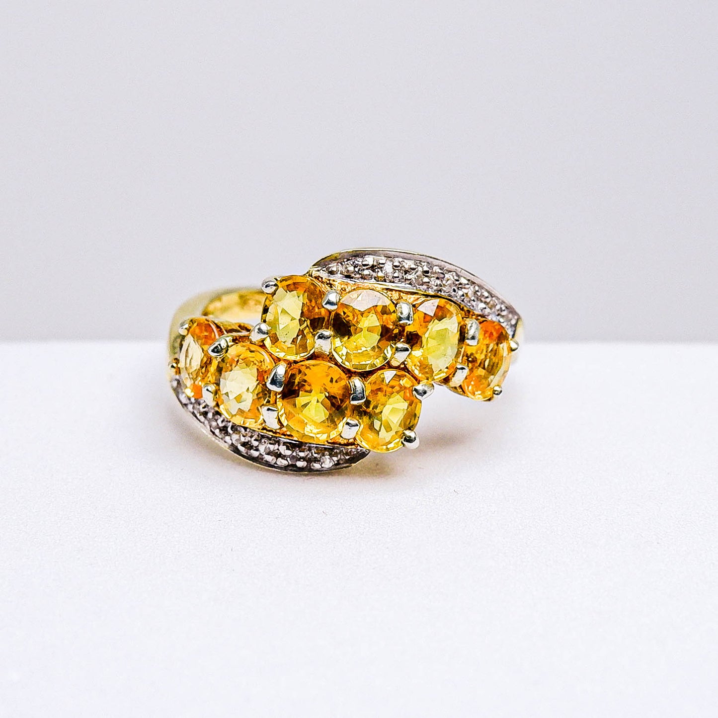 แหวนเงินแท้ 925 ฝังพลอย บุษราคัมบางกะจะ (Yellow Sapphire) + เซอร์คอน (Zircon)