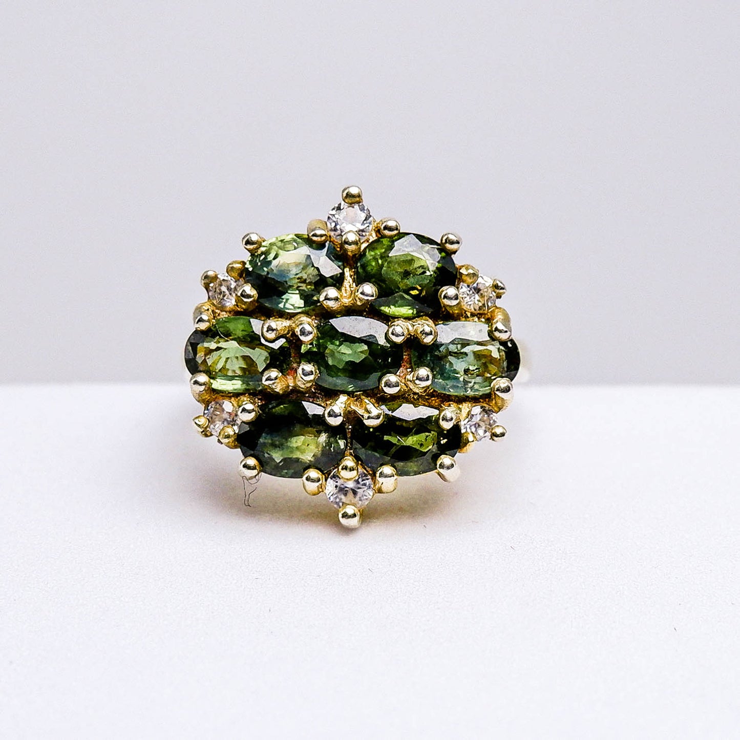 แหวนเงินแท้ 925 ฝังพลอย เขียวส่อง (green Sapphire) + เซอร์คอน (Zircon)