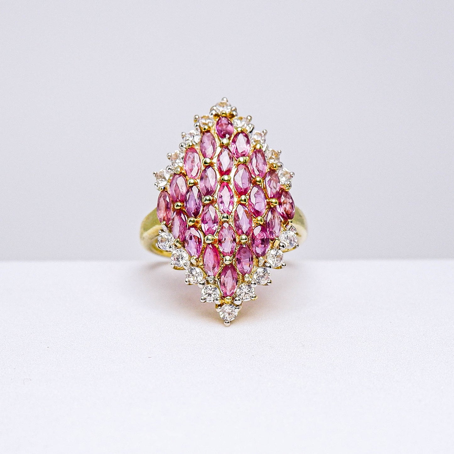 แหวนเงินแท้ 925 ฝังพลอย ทับทิมไทย (Siam Ruby) + เซอร์คอน (Zircon)