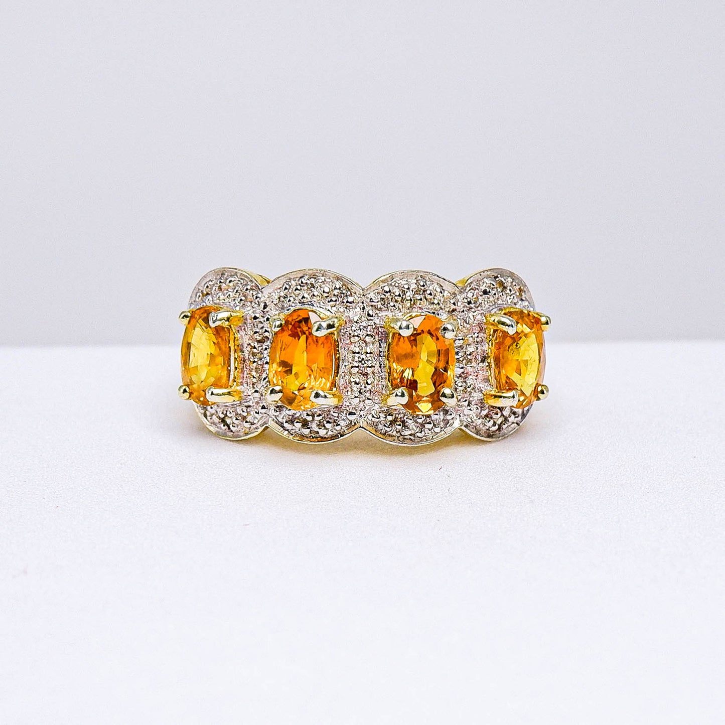 แหวนเงินแท้ 925 ฝังพลอย บุษราคัมมาดา (Yellow Sapphire) + เซอร์คอน (Zircon)