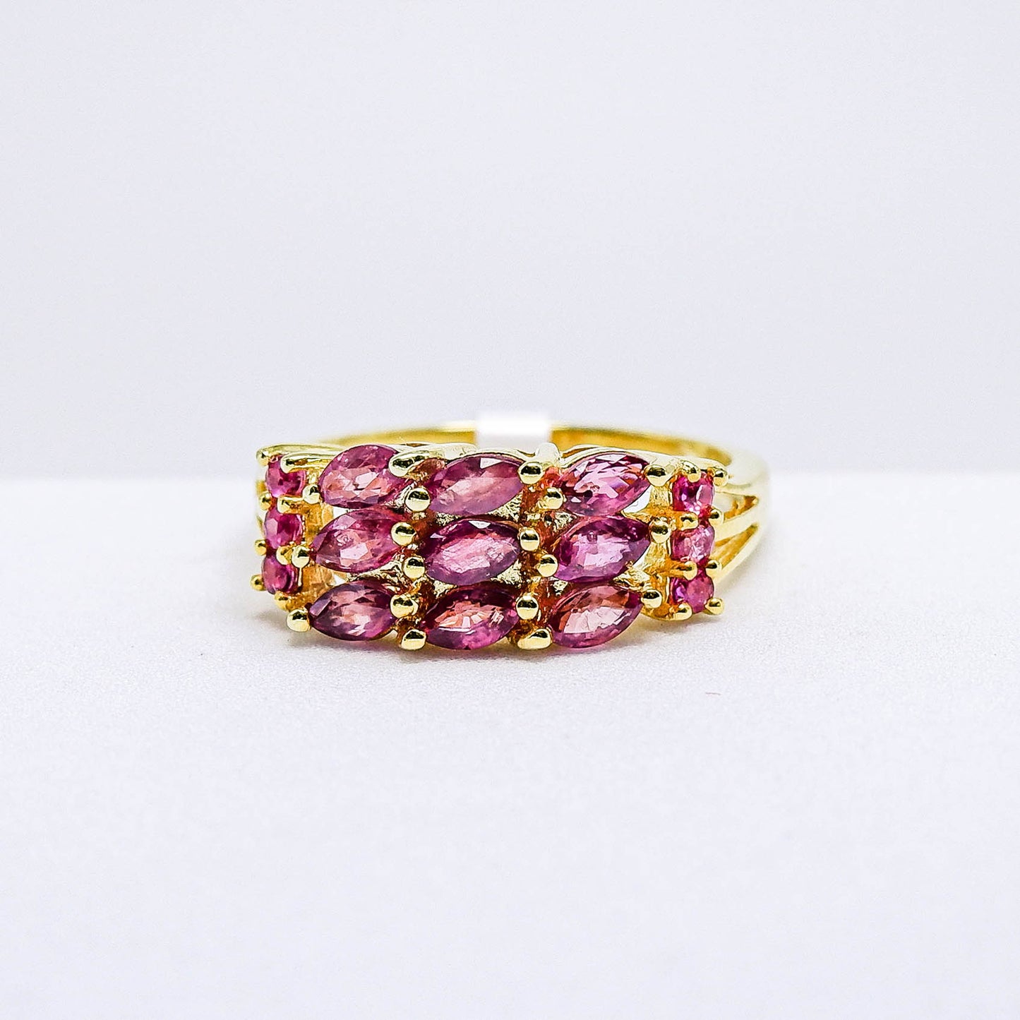 แหวนเงินแท้ 925 ฝังพลอย ทับทิมไทย (Siam Ruby)