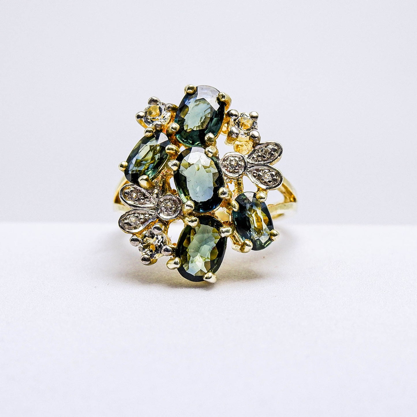 แหวนเงินแท้ 925 ฝังพลอย เขียวส่องบางกะจะ (green Sapphire) + ไวท์โทพาส (whitetopaz)