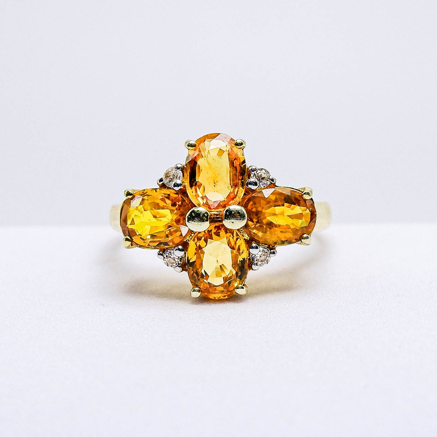 แหวนเงินแท้ 925 ฝังพลอย บุษราคัมบางกะจะ (Yellow Sapphire) + เซอร์คอน (Zircon)