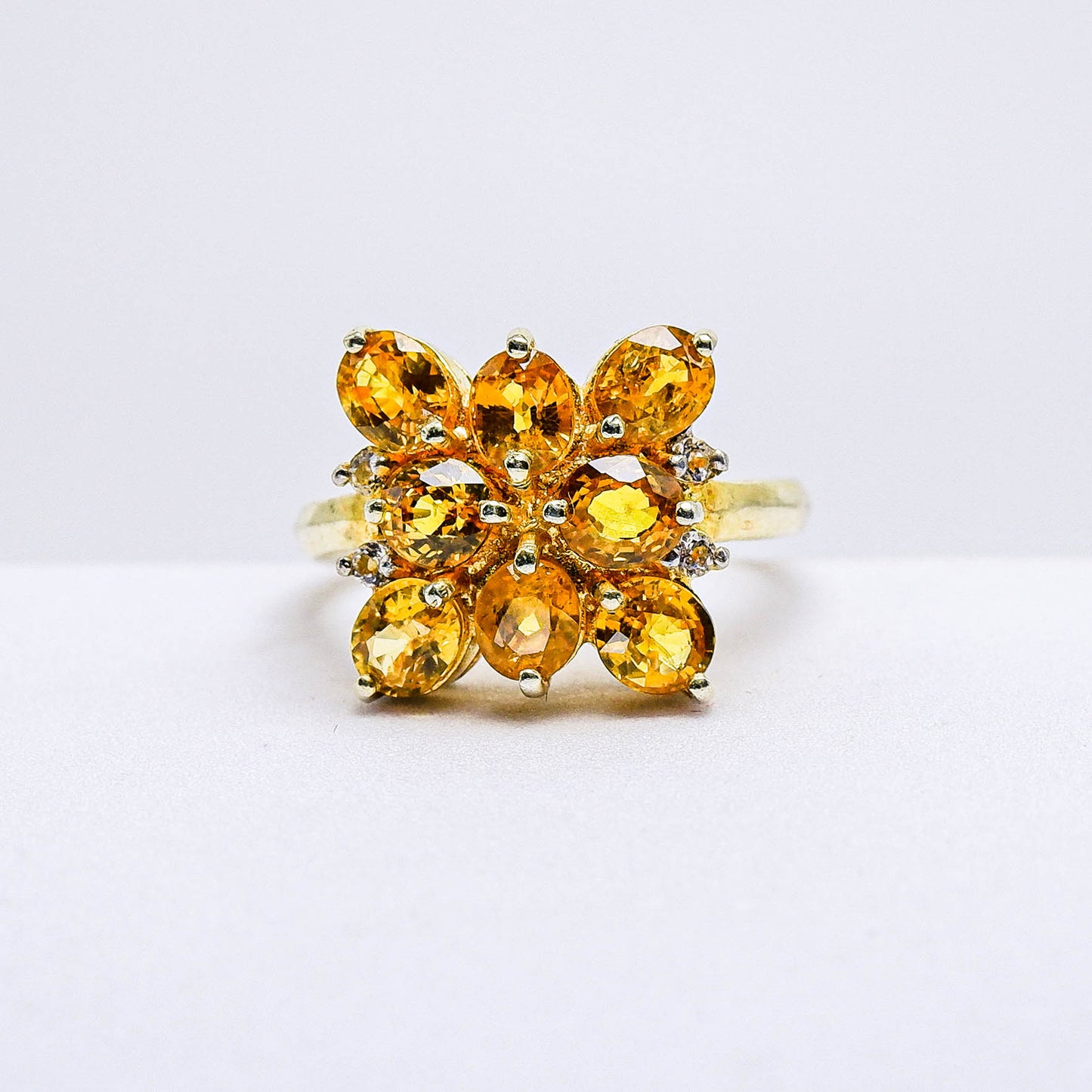 แหวนเงินแท้ 925 ฝังพลอย บุษราคัมบางกะจะ (Yellow Sapphire) + ไวท์โทพาส (whitetopaz)