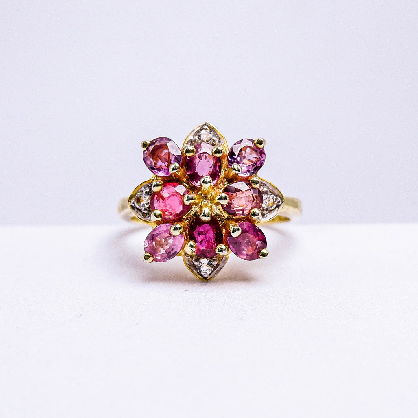 แหวนเงินแท้ 925 ฝังพลอย ทับทิมไทย (Siam Ruby) + เซอร์คอน (Zircon)