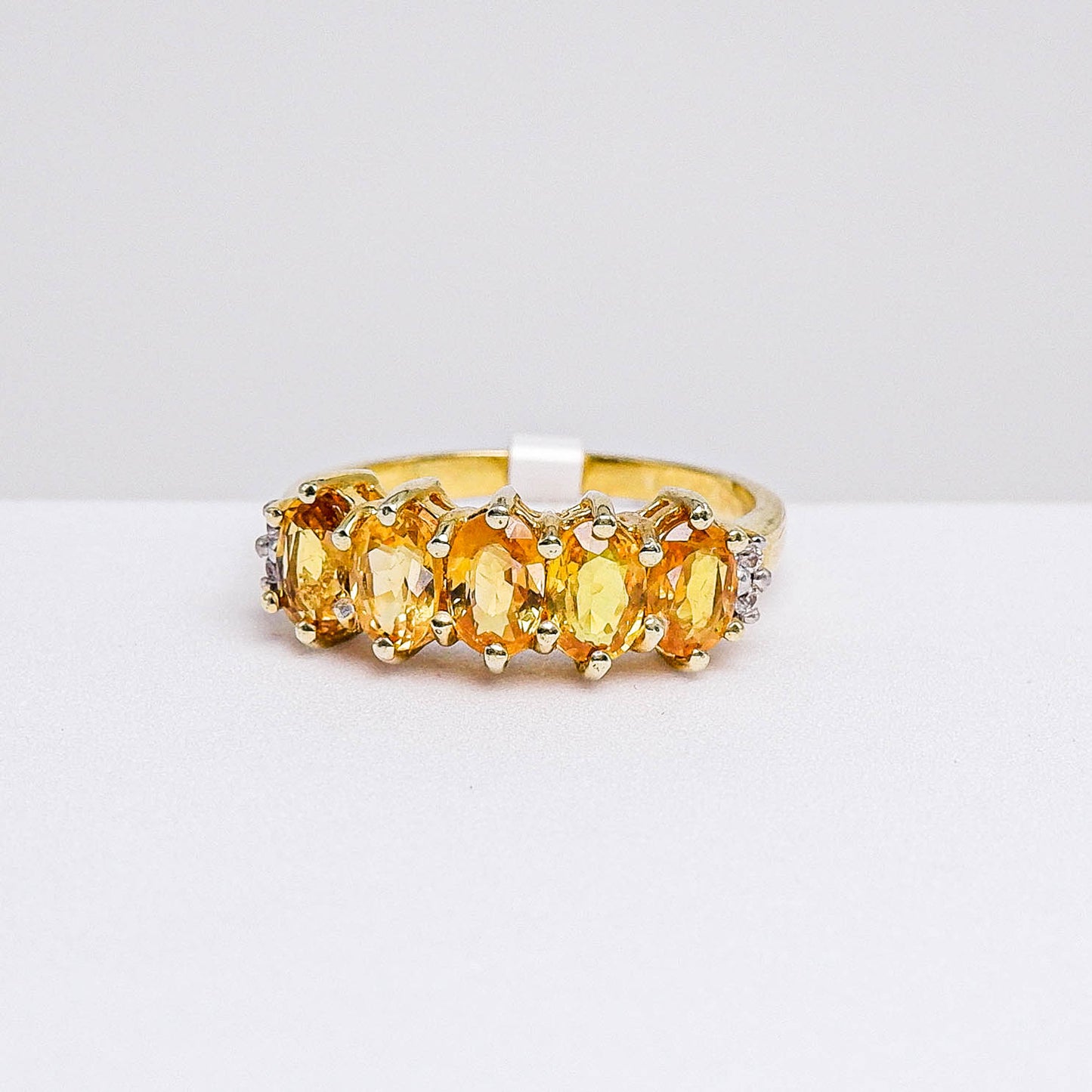 แหวนเงินแท้ 925 ฝังพลอย บุษราคัมบางกะจะ (Yellow Sapphire) + เซอร์คอน (Zircon)