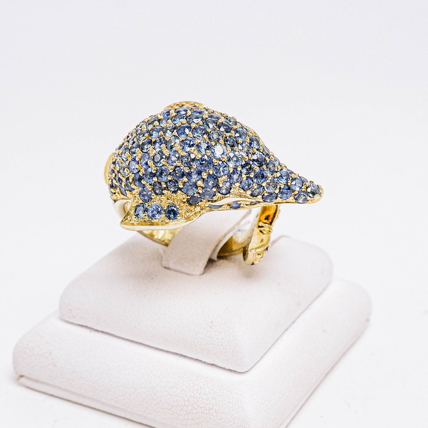 แหวนเงินแท้ 925 ฝังพลอย ไพลิน (Blue Sapphire) + แซฟไฟร์มาดา (Madagascar Sapphire)