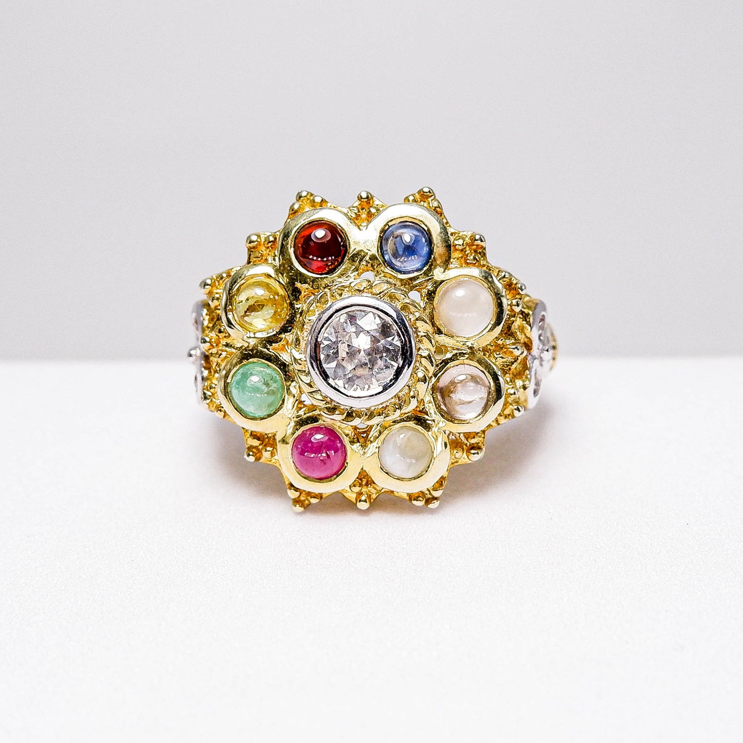 แหวนเงินแท้ 925 ฝังพลอย นพเก้า (Nine Gems) + ไวท์แซฟไฟร์ (whitetopaz)