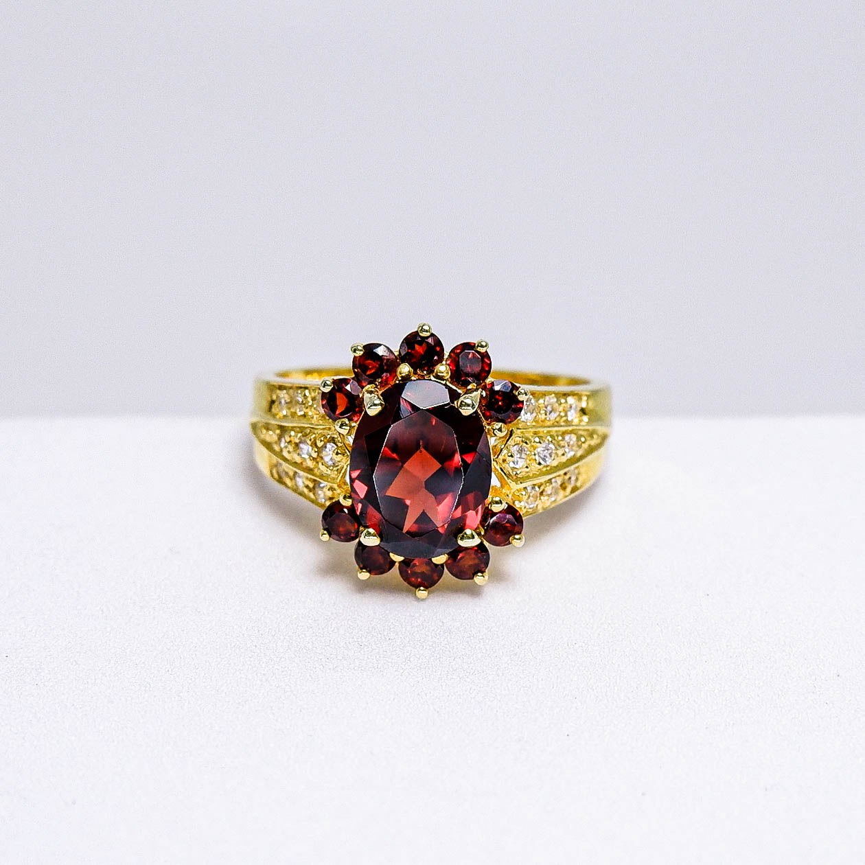 แหวนเงินแท้ 925 ฝังพลอย โกเมน (Garnet) + เซอร์คอน (Zircon)