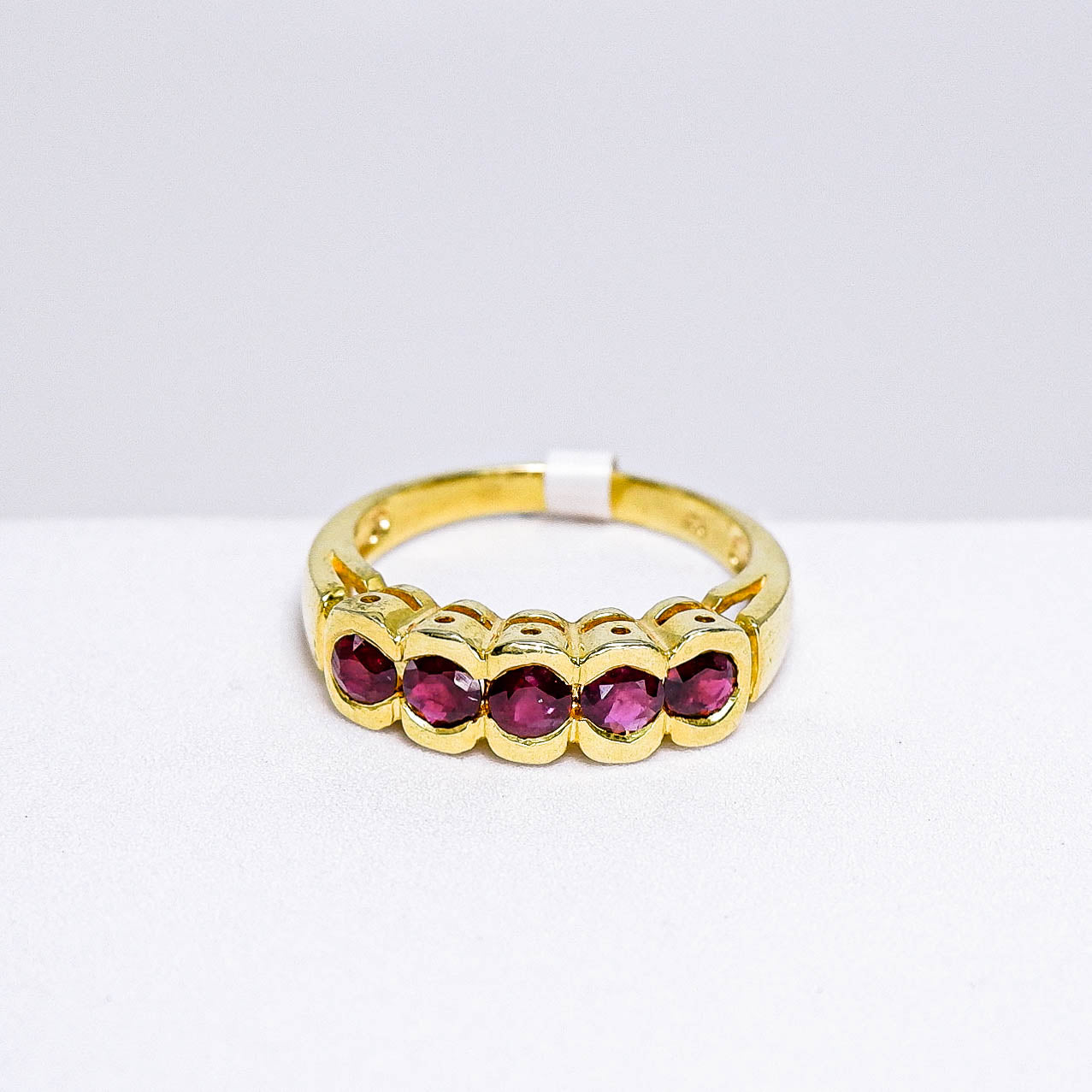 แหวนเงินแท้ 925 ฝังพลอย ทับทิมไทย (Ruby)
