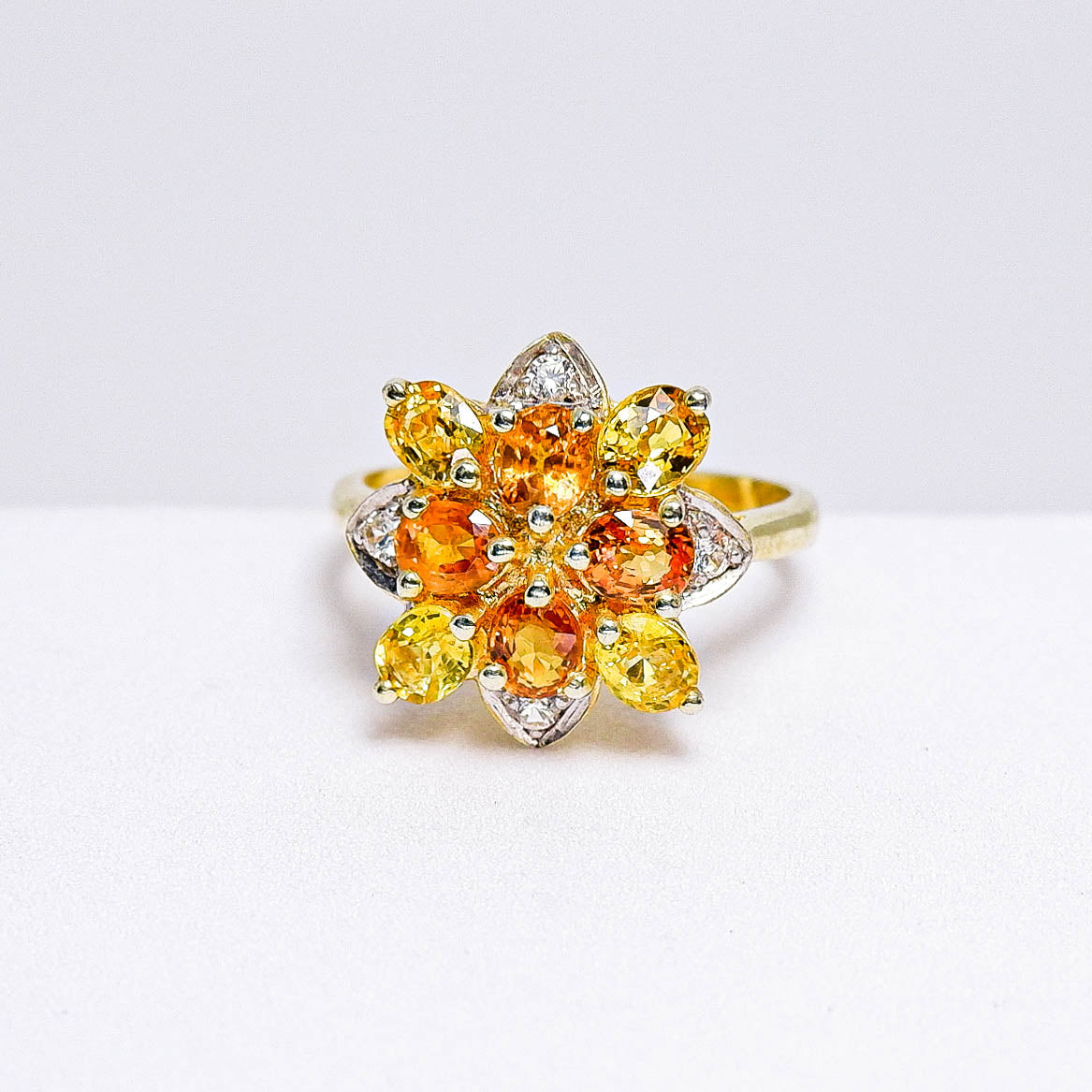 แหวนเงินแท้ 925 ฝังพลอย บุษราคัมบางกะจะ (Yellow Sapphire) + เซอร์คอน (Zircon)