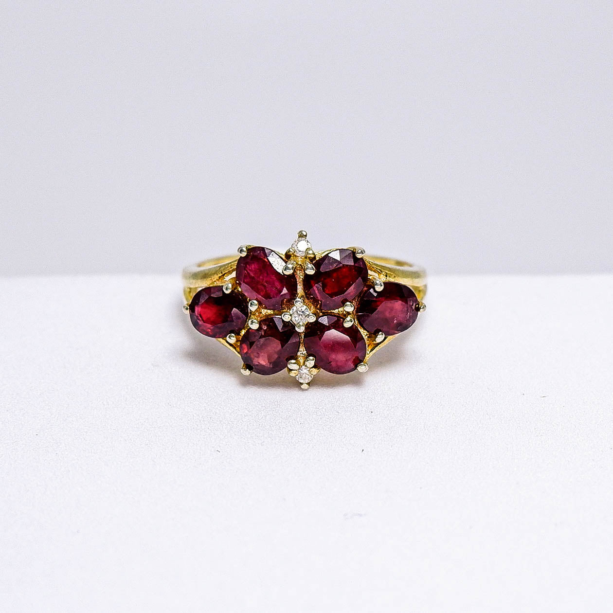 แหวนเงินแท้ 925 ฝังพลอย สปิเนล (Spinel) + เซอร์คอน (Zircon)