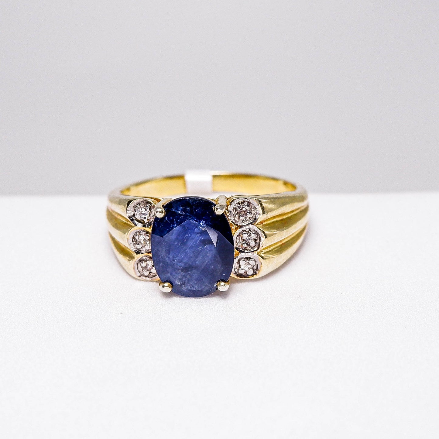 แหวนเงินแท้ 925 ฝังพลอย ไพลิน (Blue Sapphire) + ไวท์แซฟไฟร์ (whitetopaz)