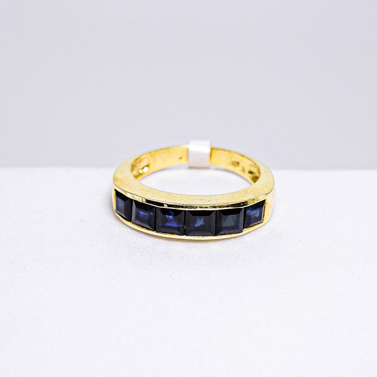 แหวนเงินแท้ 925 ฝังพลอย ไพลิน (Blue Sapphire)