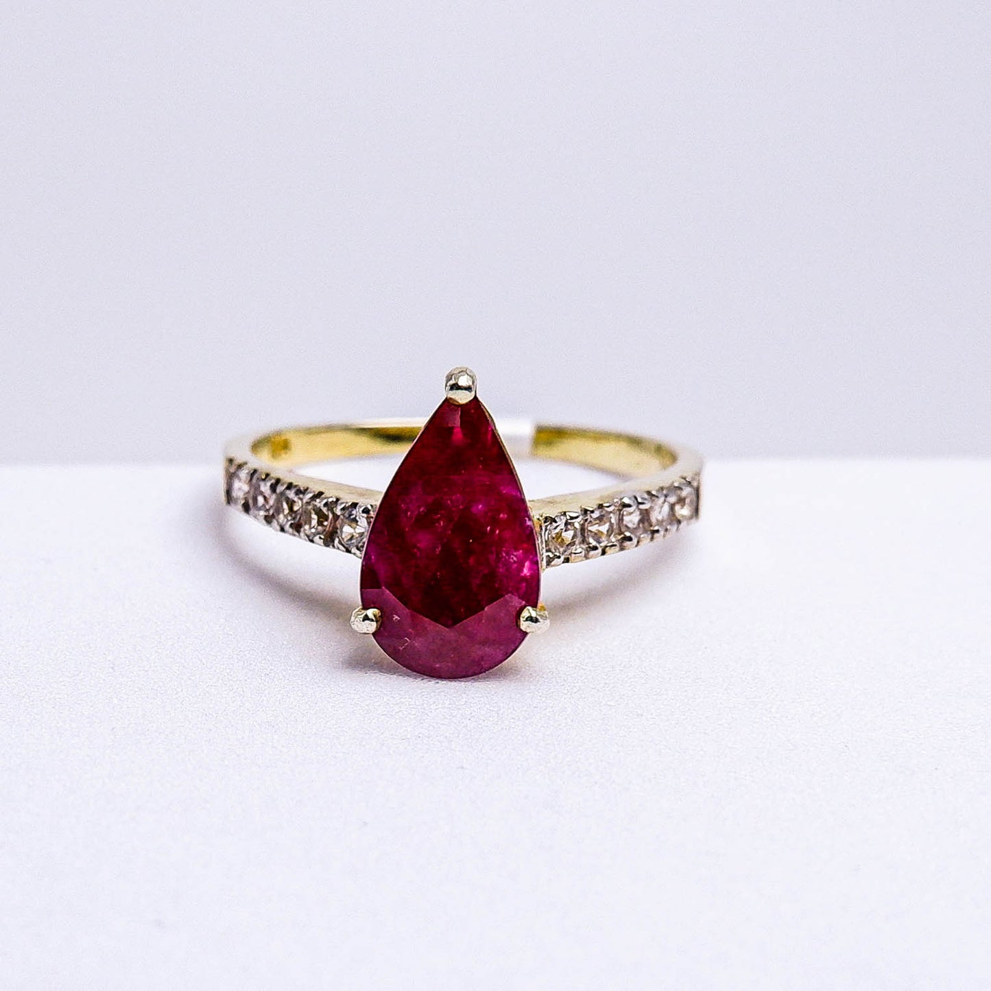 แหวนเงินแท้ 925 ฝังพลอย ทับทิม (Ruby) + ไวท์แซฟไฟร์ (White Sapphire)