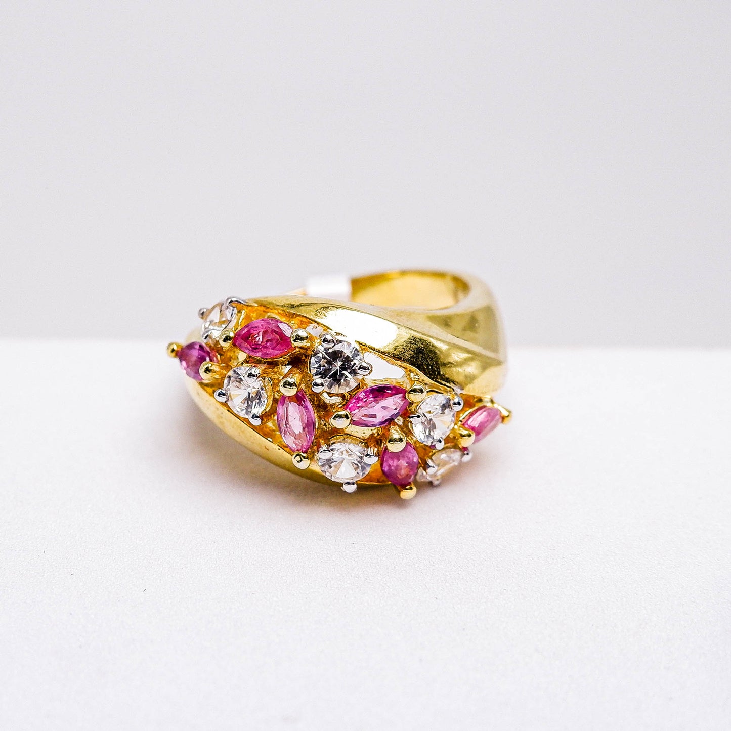 แหวนเงินแท้ 925 ฝังพลอย ทับทิมไทย (Ruby) + เซอร์คอน (Zircon)