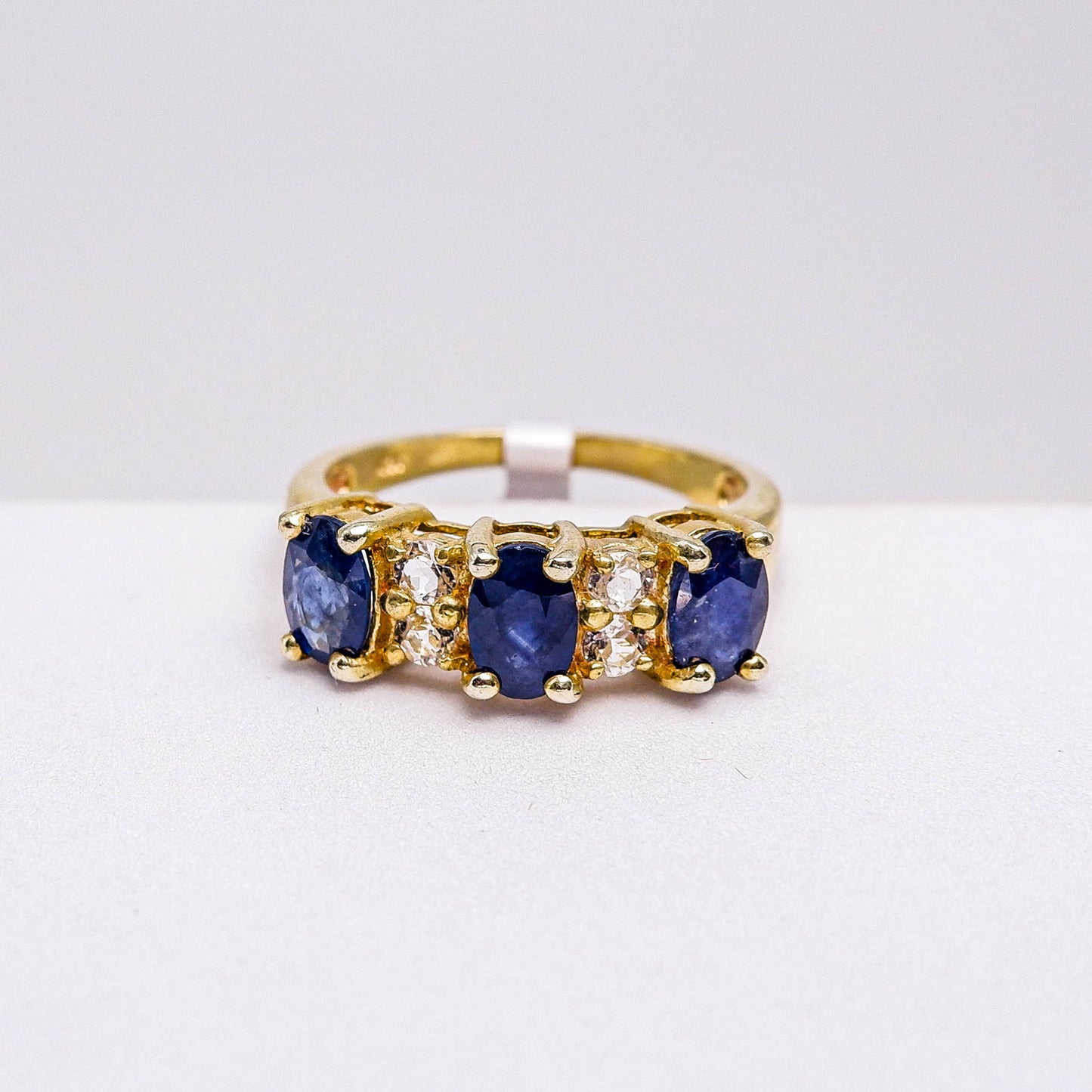 แหวนเงินแท้ 925 ฝังพลอย ไพลิน (Blue Sapphire) + ไวท์โทพาส (Zircon)