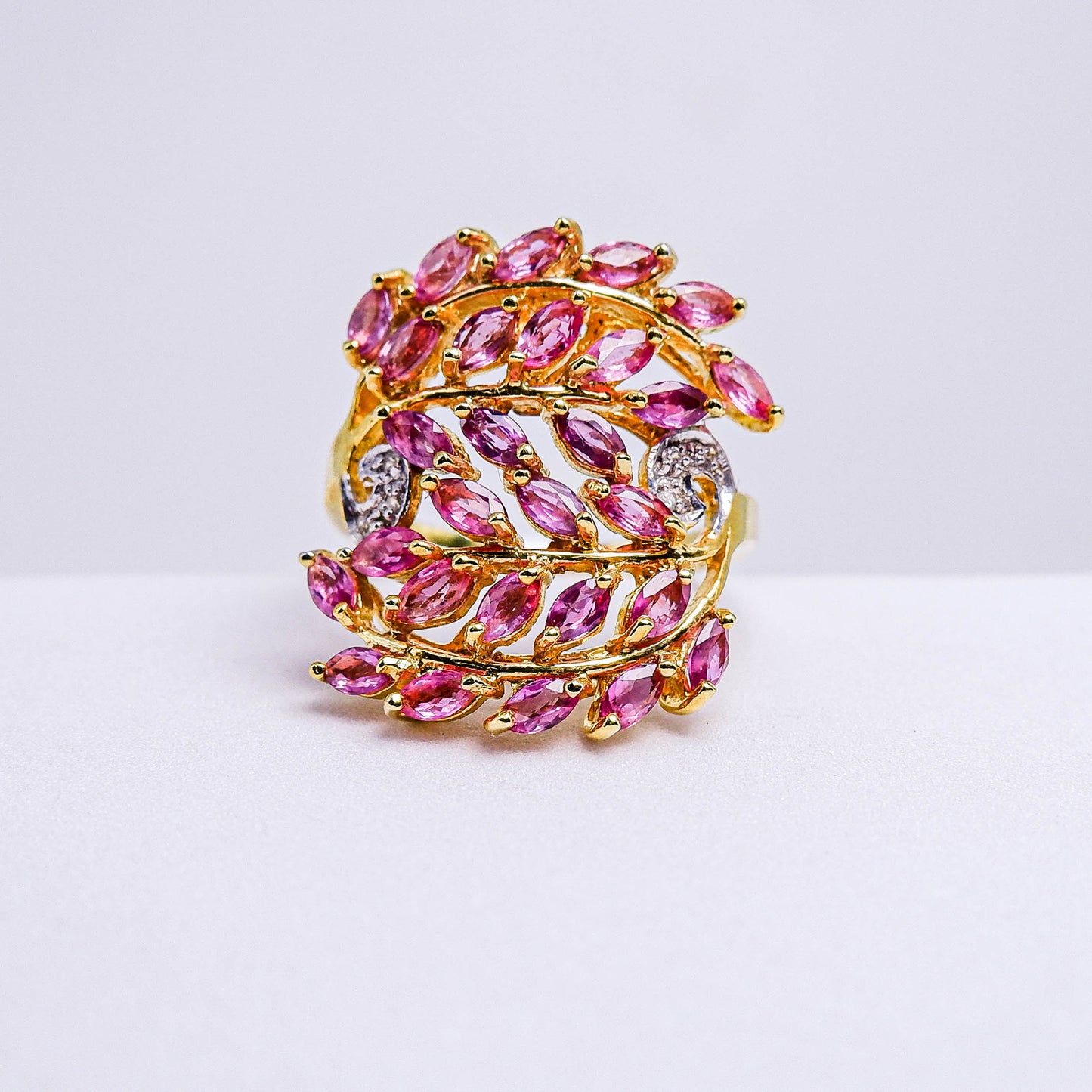 แหวนเงินแท้ 925 ฝังพลอย ทับทิมไทย (Siam Ruby) + เซอร์คอน (Zircon)
