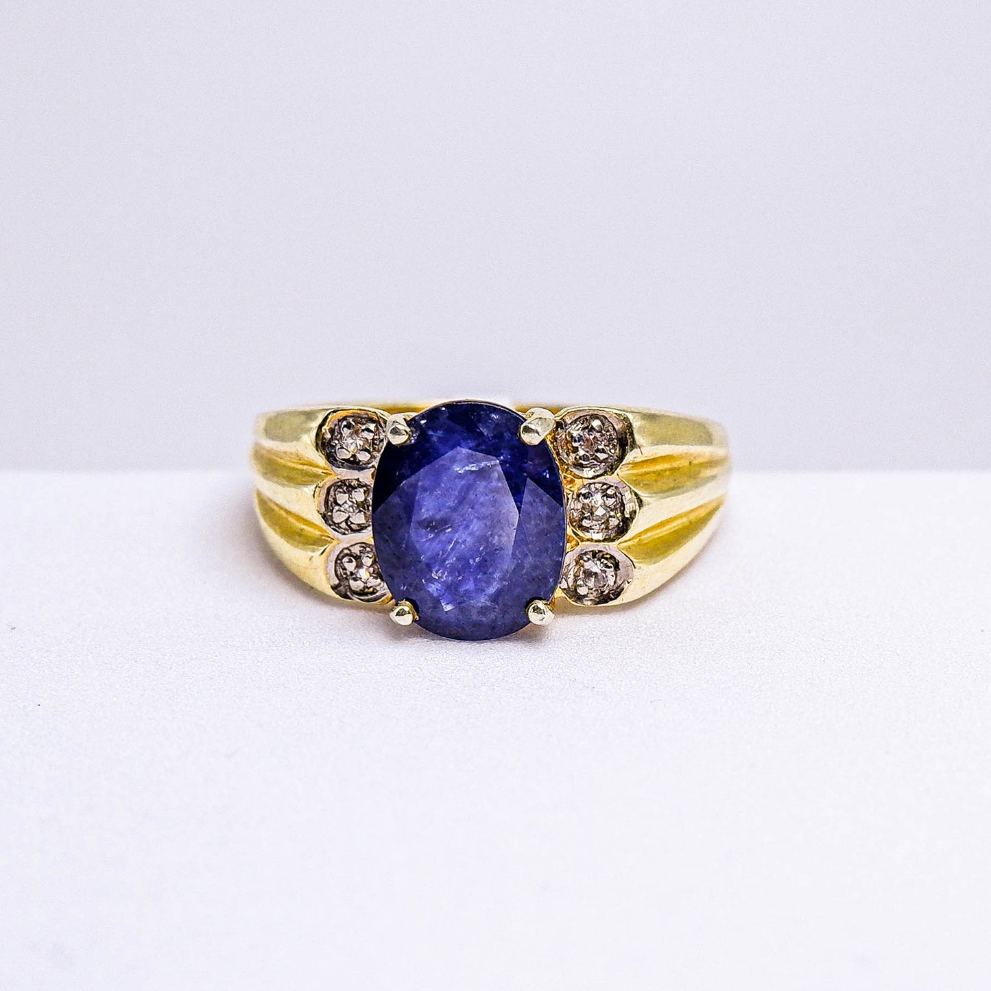 แหวนเงินแท้ 925 ฝังพลอย ไพลิน (Blue Sapphire) + ไวท์แซฟไฟร์ (White Sapphire)