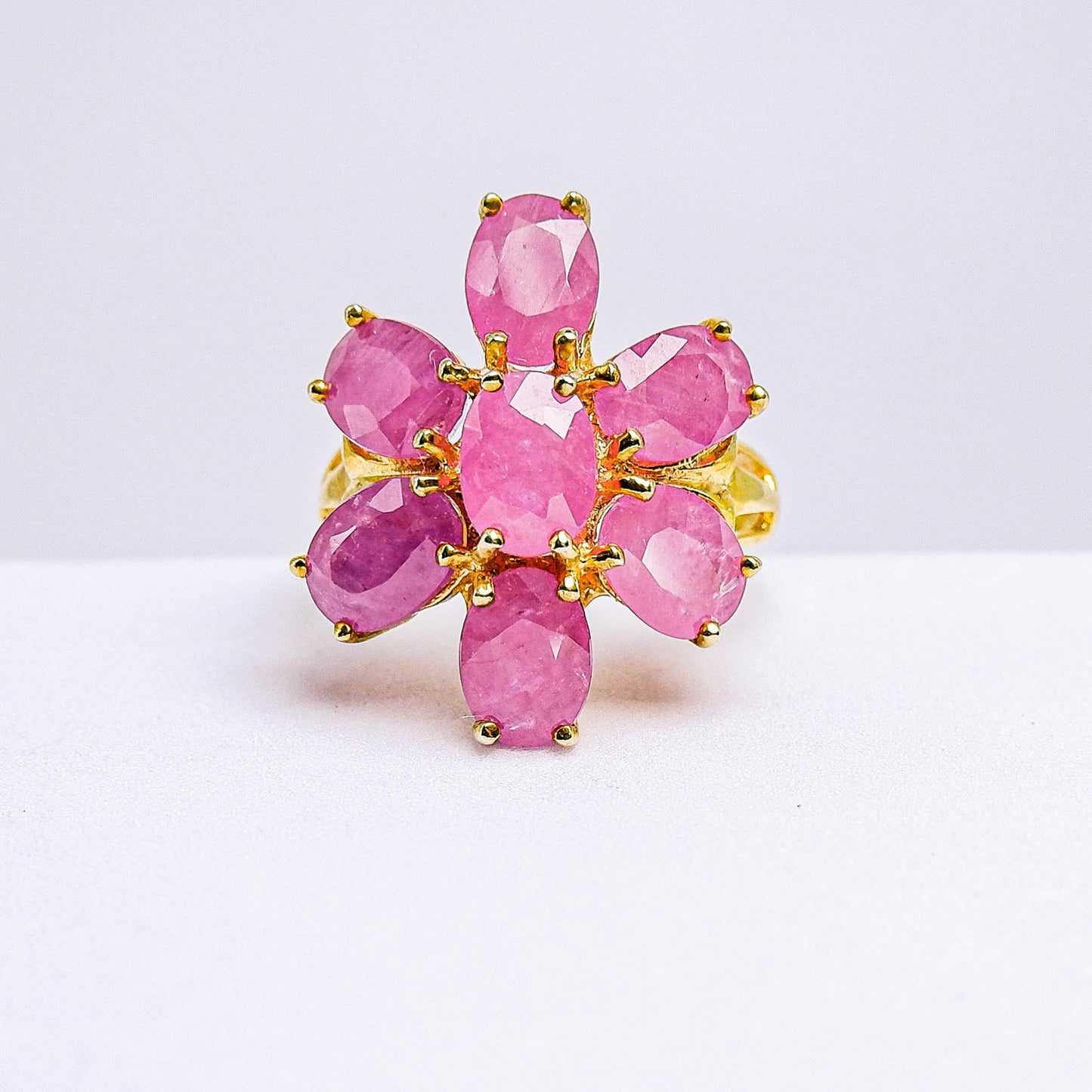 แหวนเงินแท้ 925 ฝังพลอย ทับทิมมาดา (Madagascar Ruby)