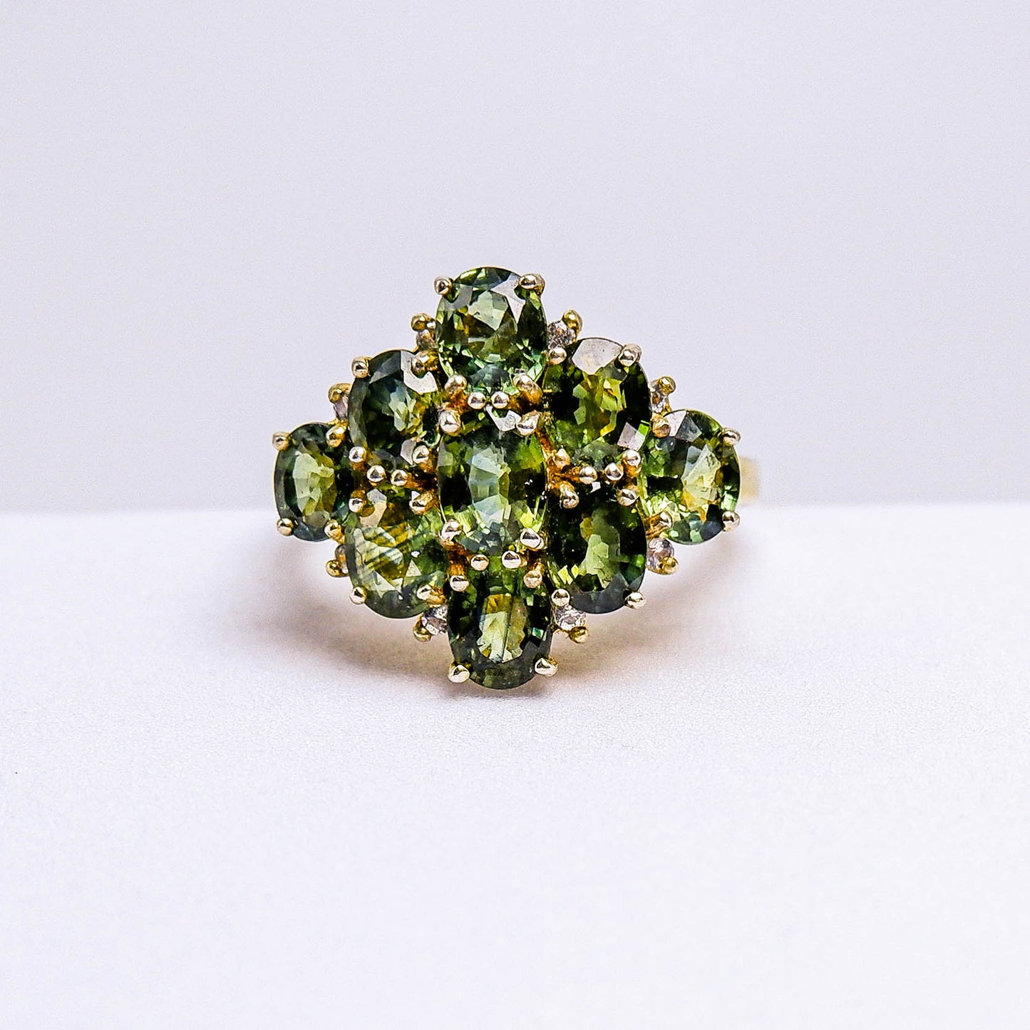 แหวนเงินแท้ 925 ฝังพลอย เขียวส่องบางกะจะ (green Sapphire) + ไวท์โทพาส (whitetopaz)