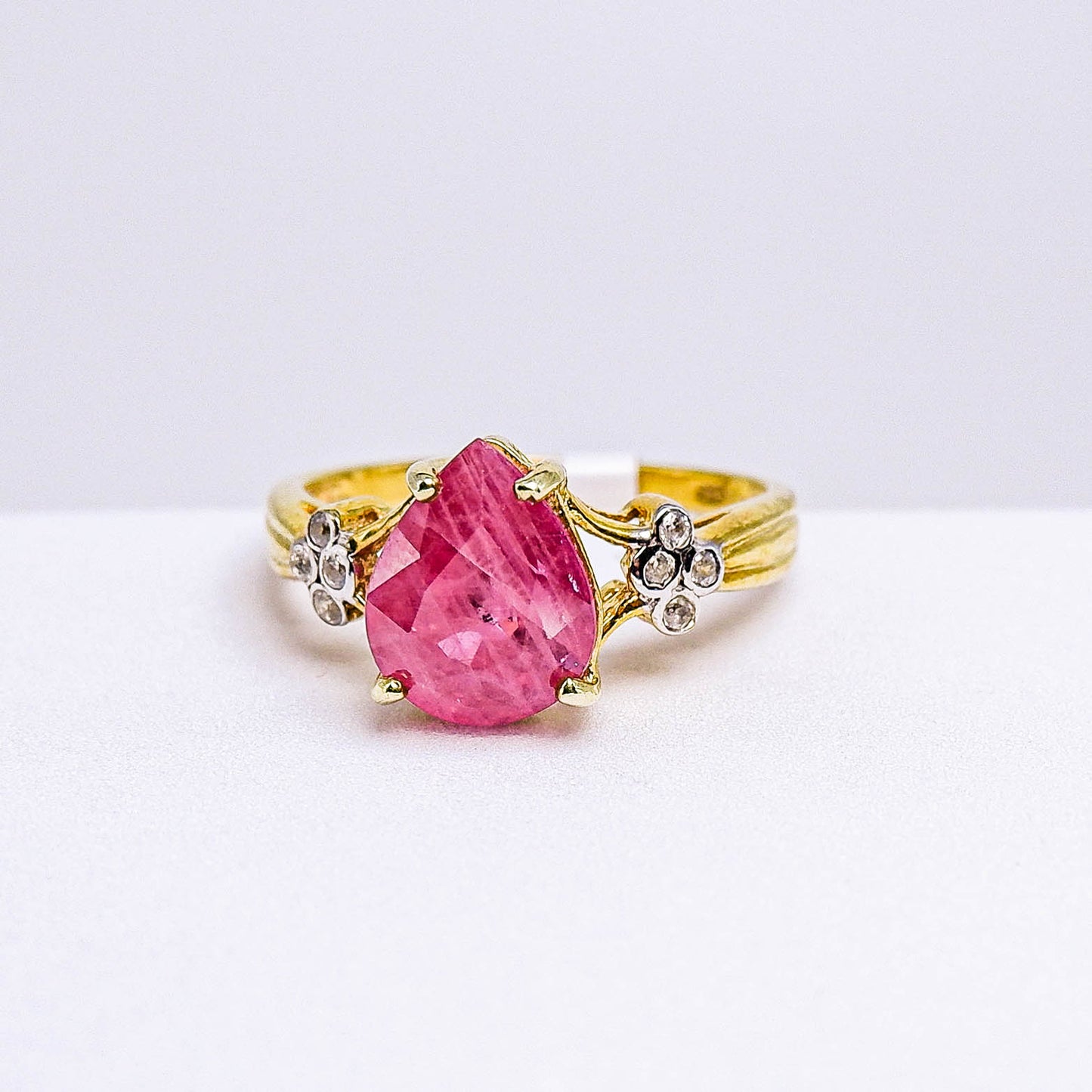 แหวนเงินแท้ 925 ฝังพลอย ทับทิมแทนซาเนีย (Tanzania Ruby) + เซอร์คอน (Zircon)