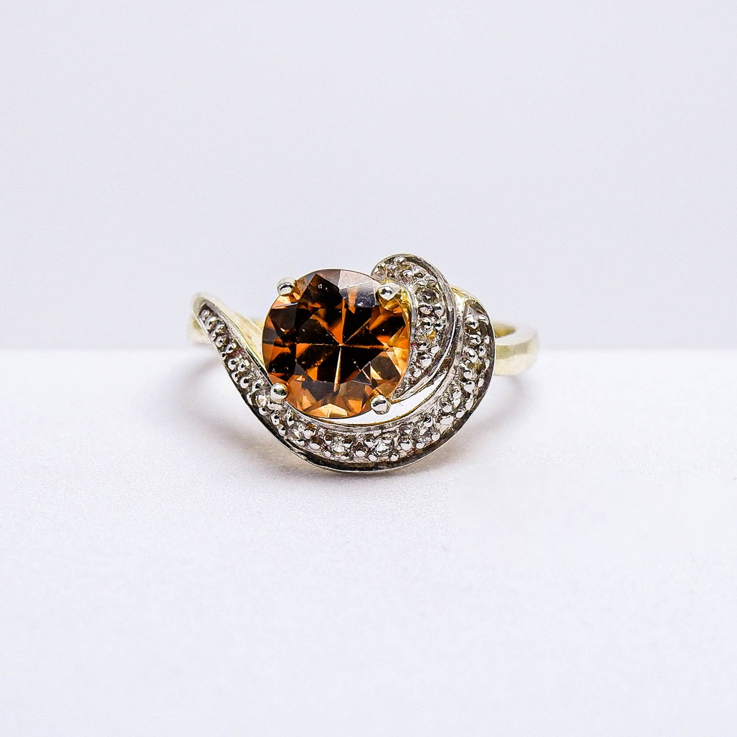 แหวนเงินแท้ 925 ฝังพลอย เพทาย (ดิบ) (Unheated Zircon) + เซอร์คอน (Zircon)