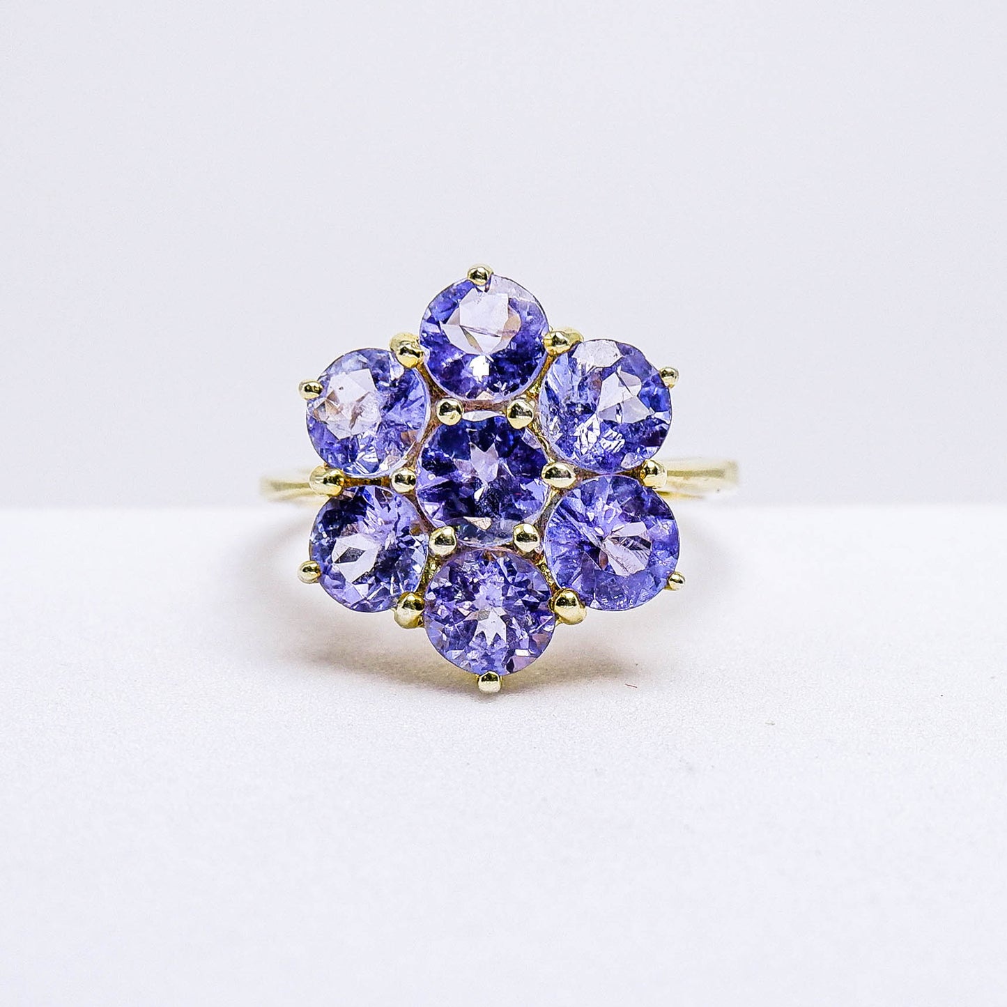 แหวนเงินแท้ 925 ฝังพลอย แทนซาไนท์ (Tanzanite)