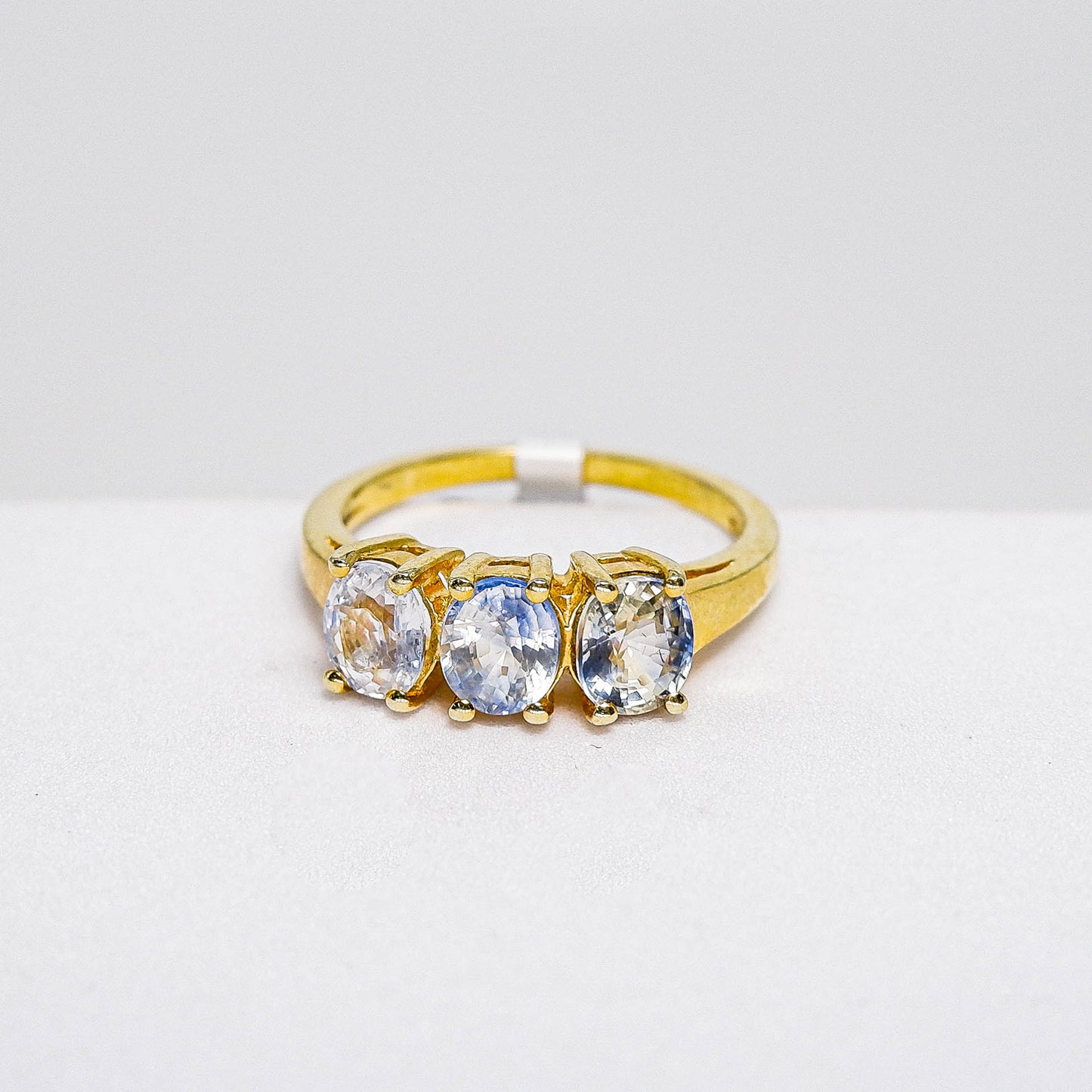 แหวนเงินแท้ 925 ฝังพลอย ไพลินศรีลังกา (Ceylon Sapphire)