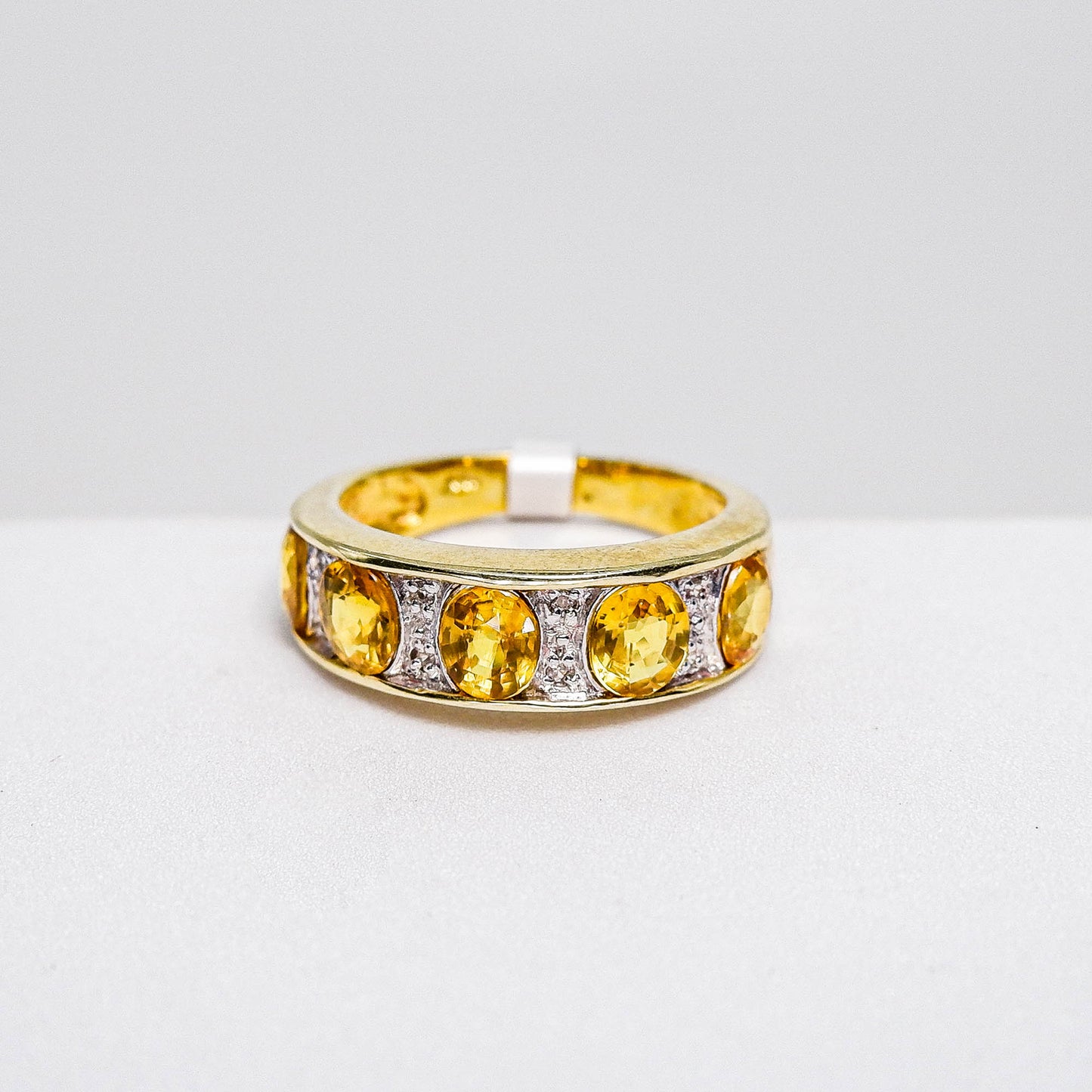 แหวนเงินแท้ 925 ฝังพลอย บุษราคัม (Yellow Sapphire) + เซอร์คอน (Zircon)
